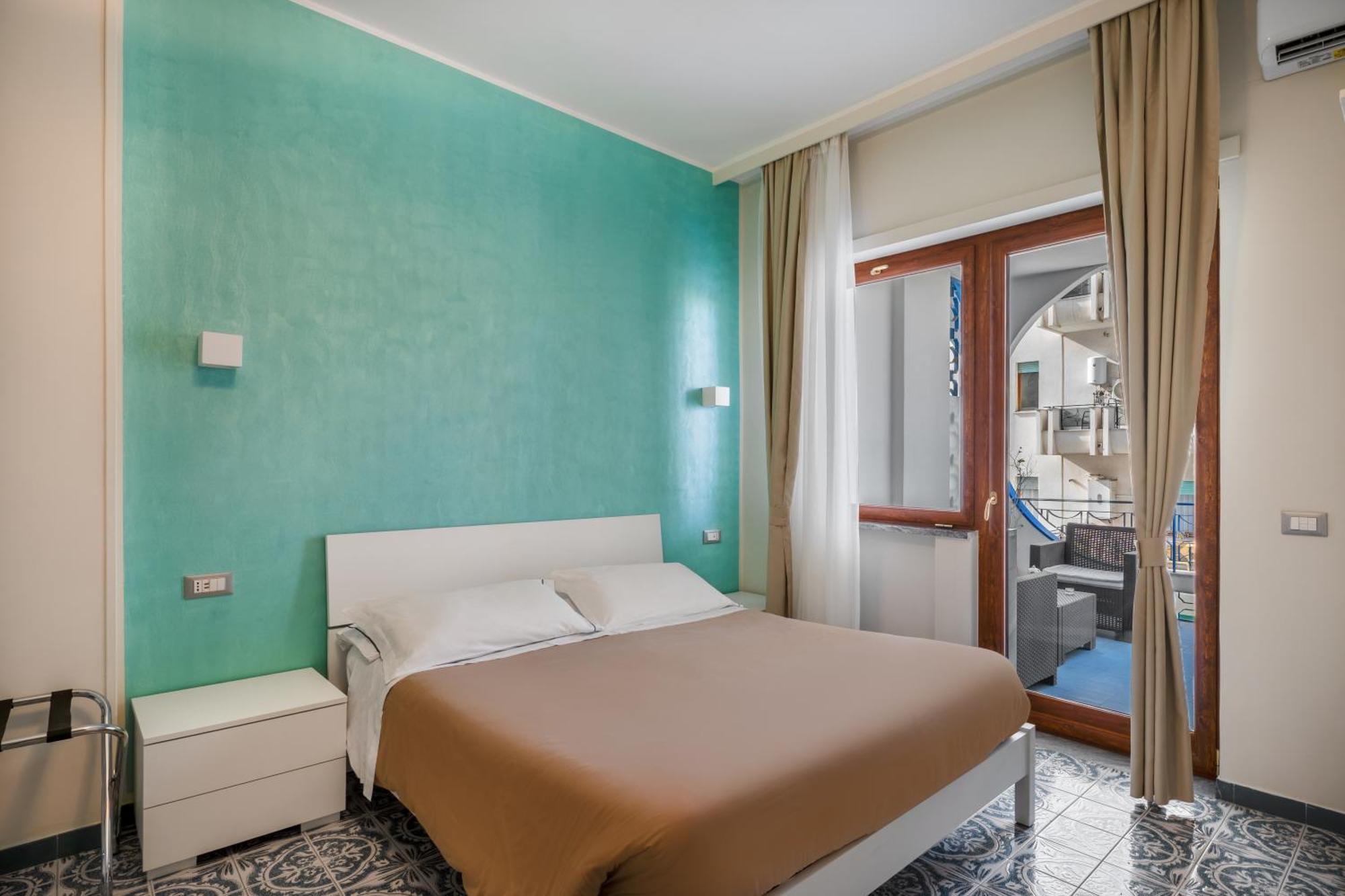 Triple Room Terrace