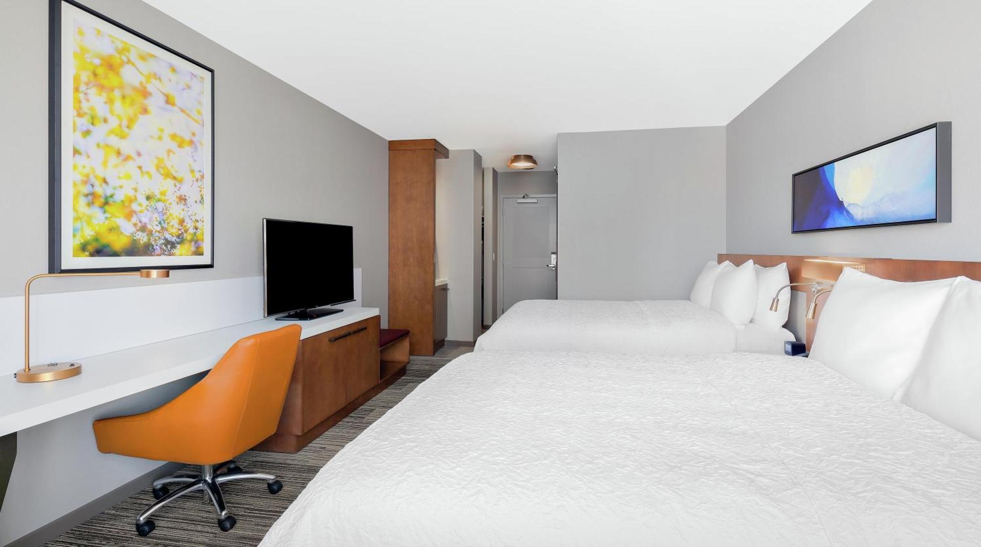 Queen Room Two Queen Beds