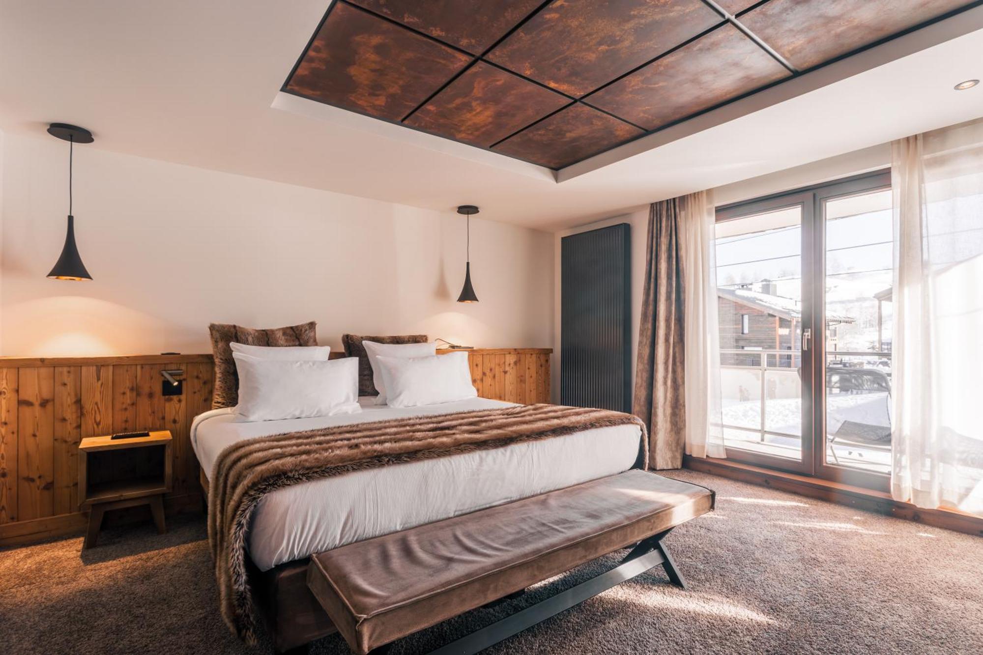 Classic Double Room,1756661975:JPEG