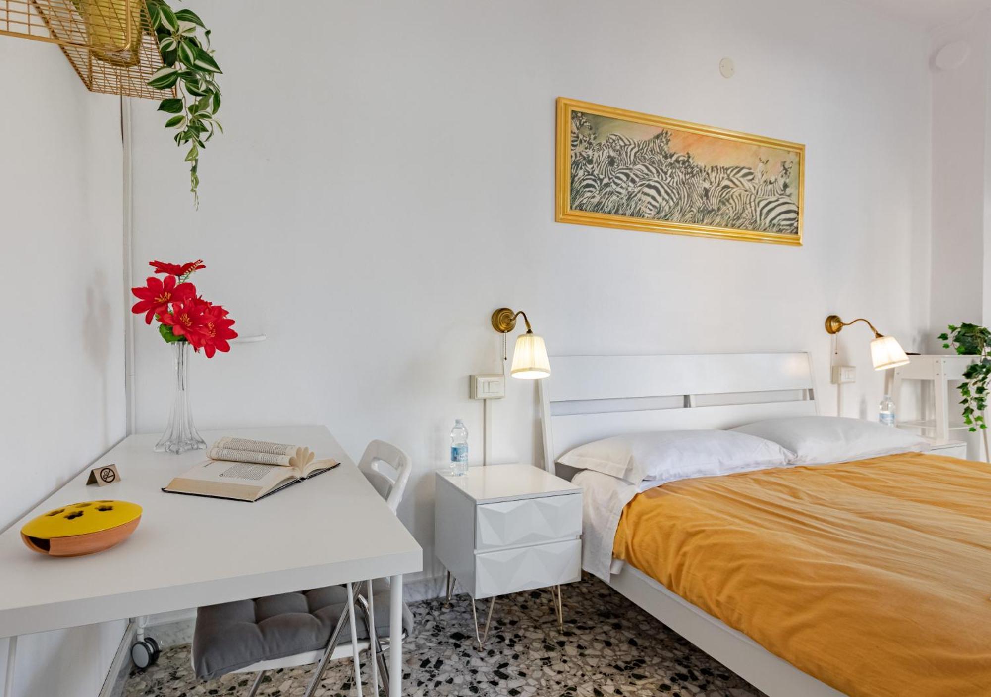 Double Room Private Bathroom