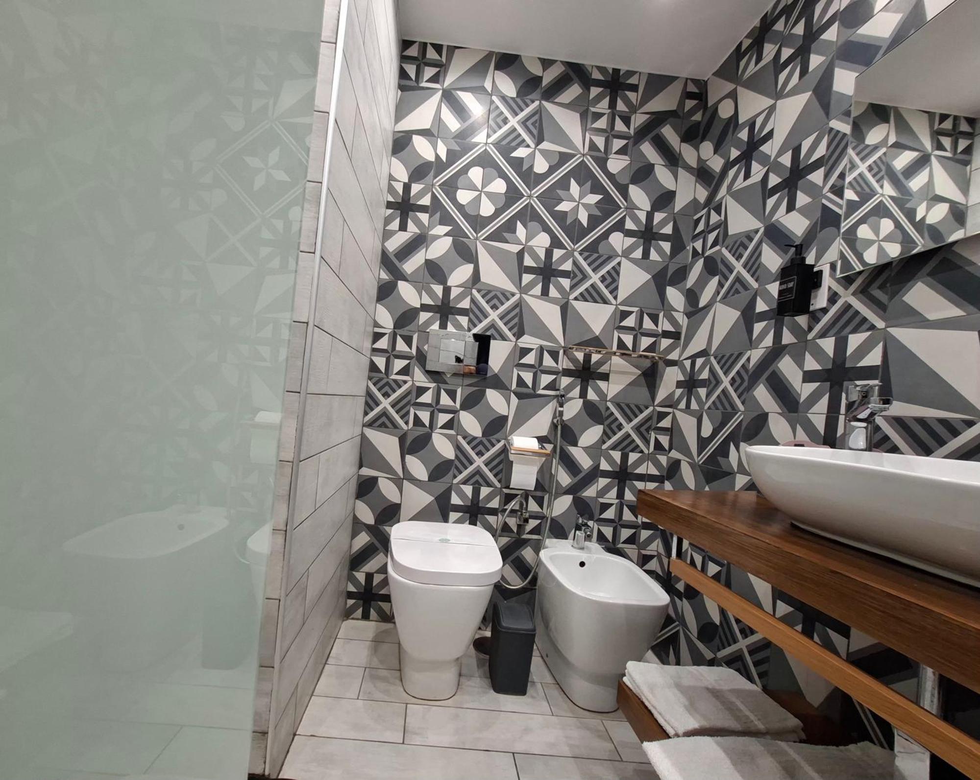 Double or Twin Room Private Bathroom