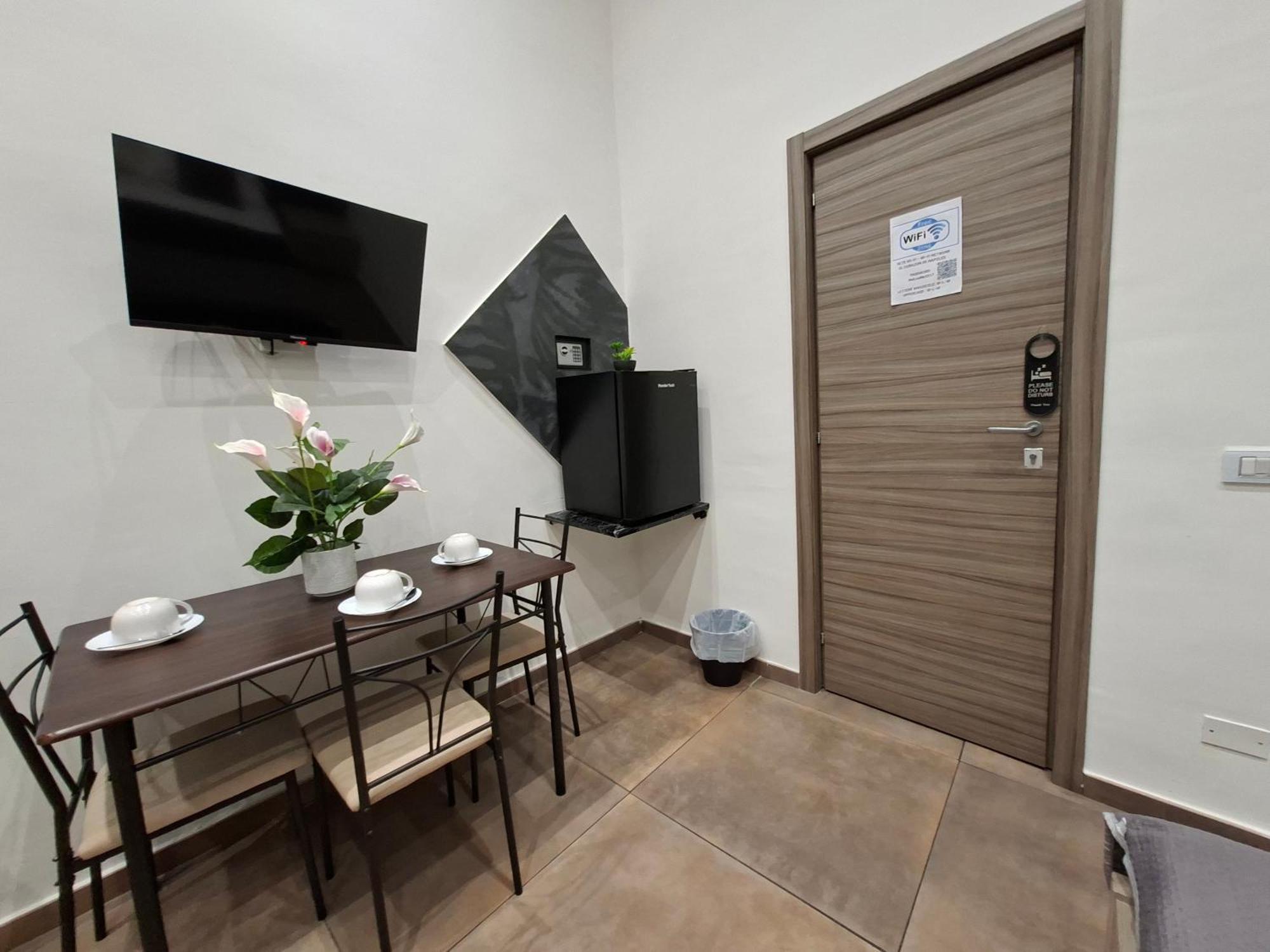 Double or Twin Room Private Bathroom