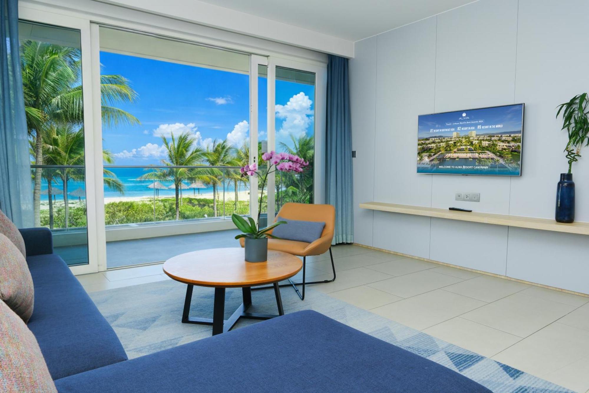 2 Bedroom Suite Pavilion Terrace Beach Front King Beds