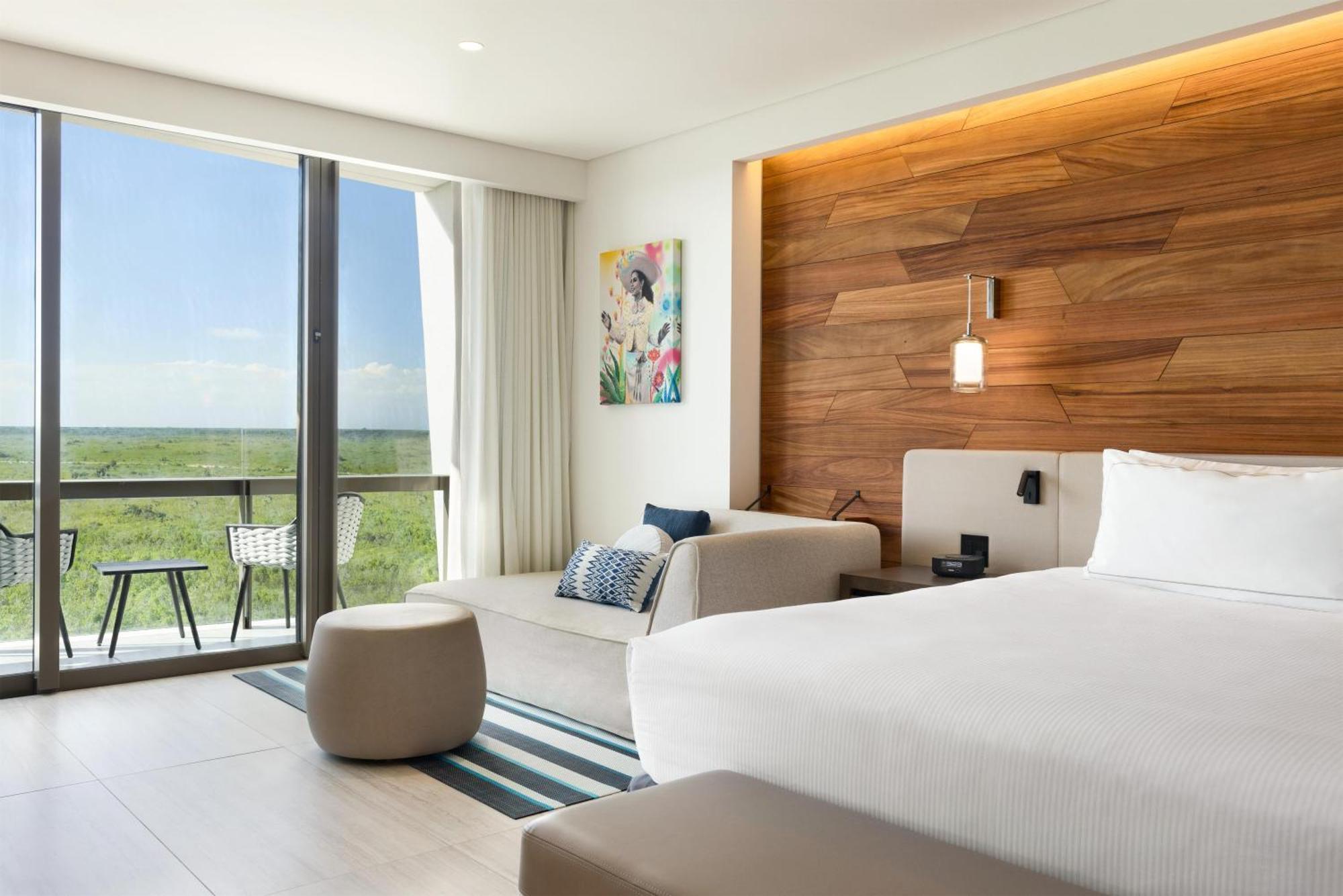 King Guest Room Sunset View