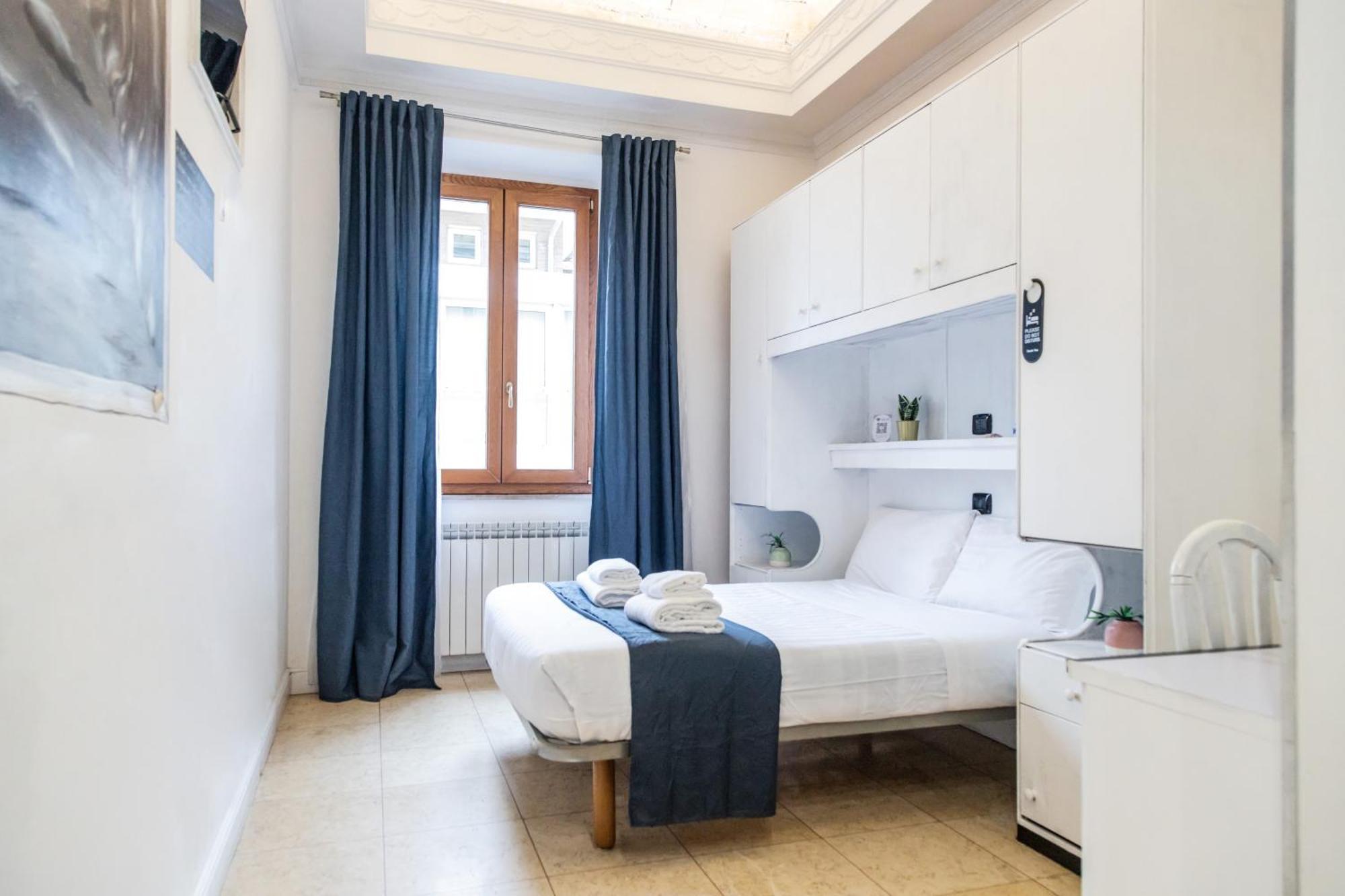 Quarto Duplo com Casa de Banho Privativa