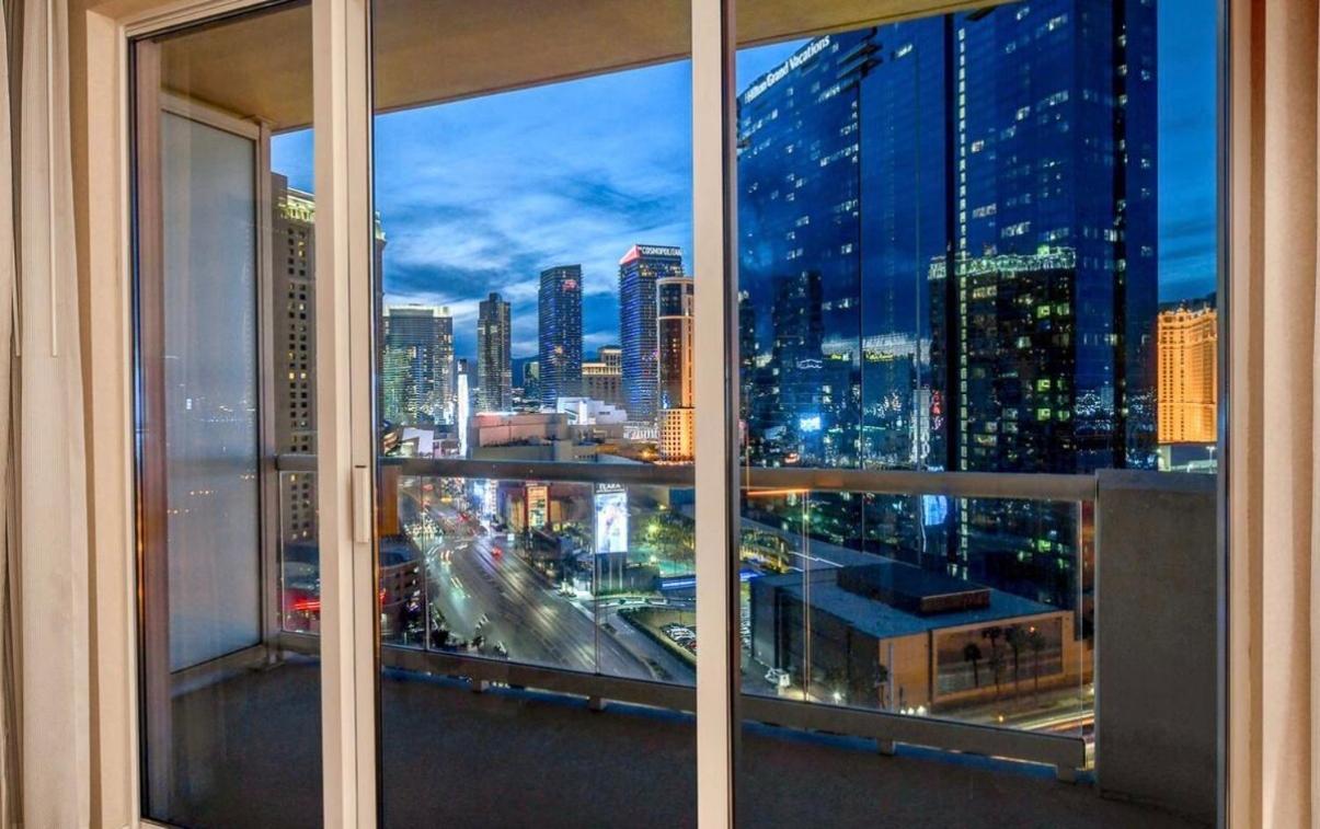 Studio Balcony