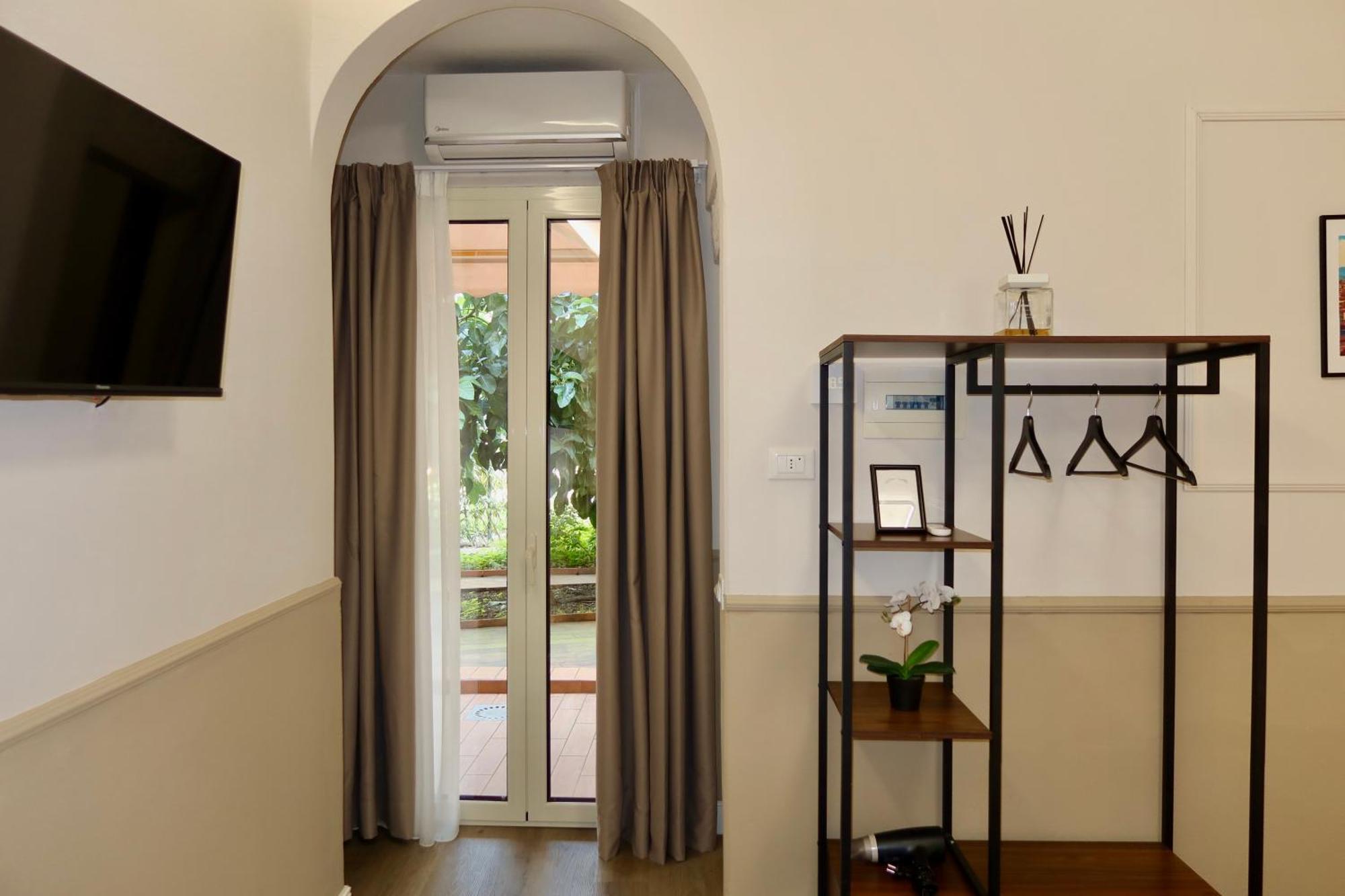 Quadruple Room Terrace