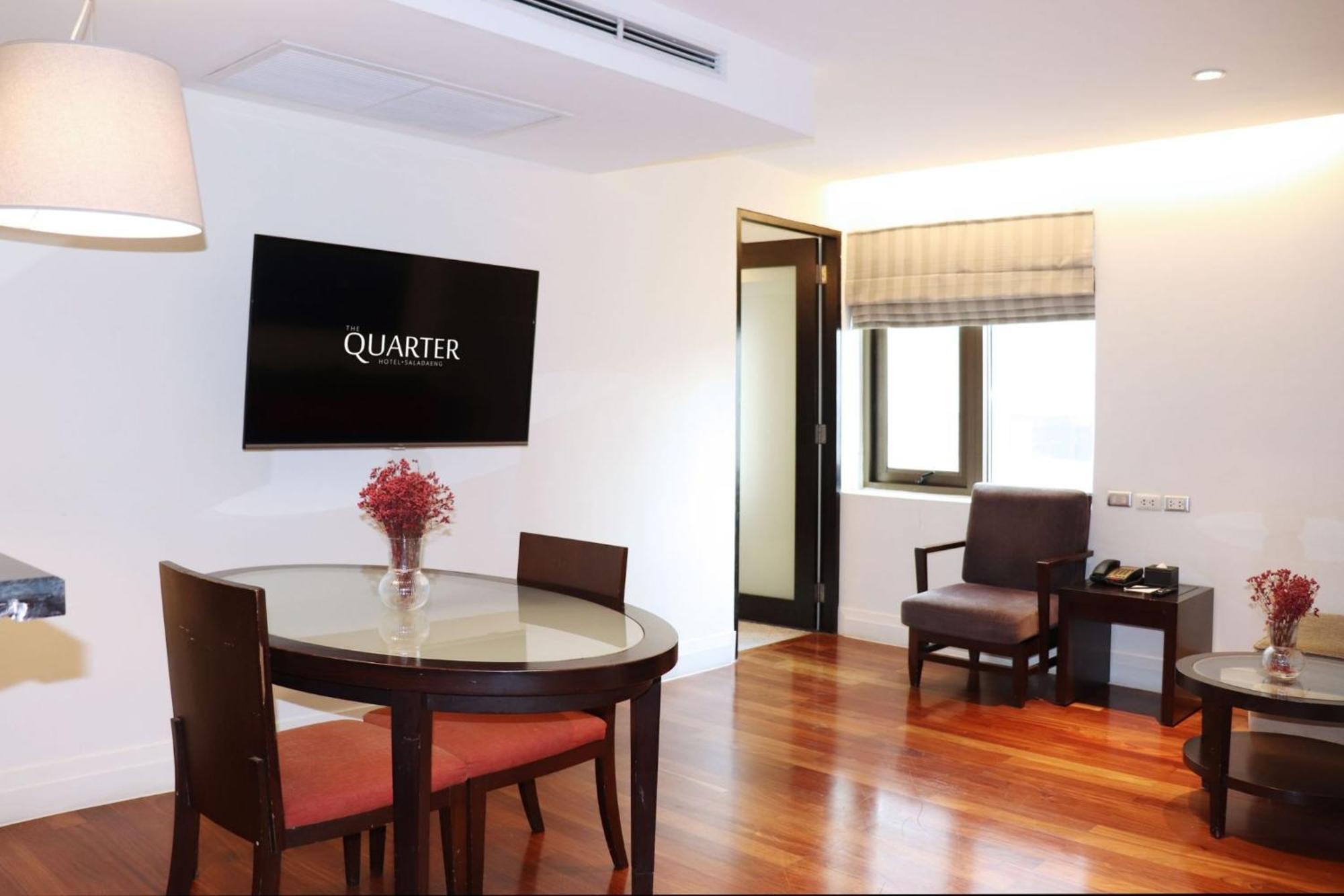 One-Bedroom Premier Apartment
