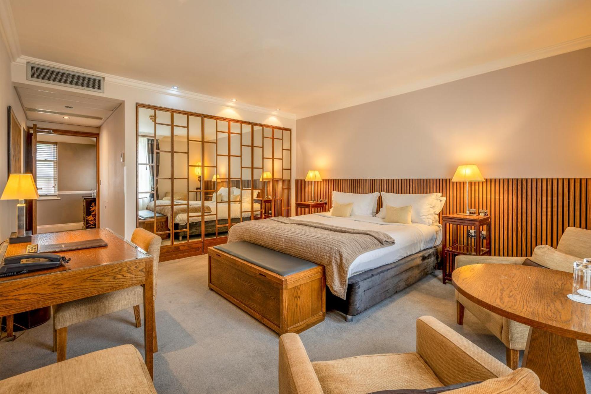 Luxury Double Room-Garden Wing