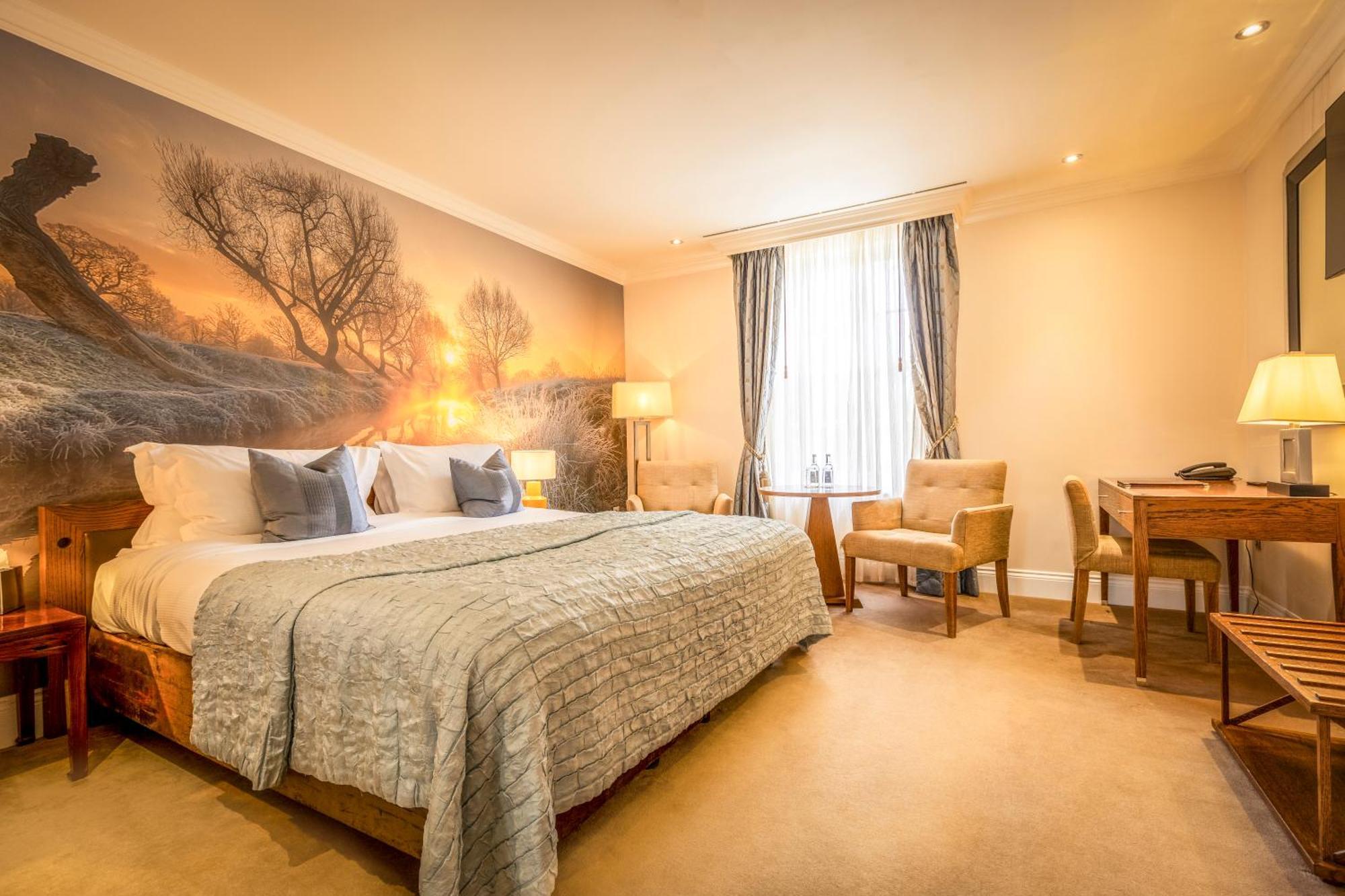 Luxury Double Room-Garden Wing