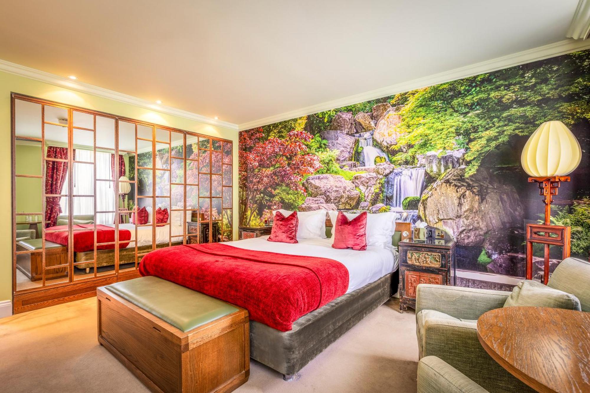 Luxury Double Room-Garden Wing