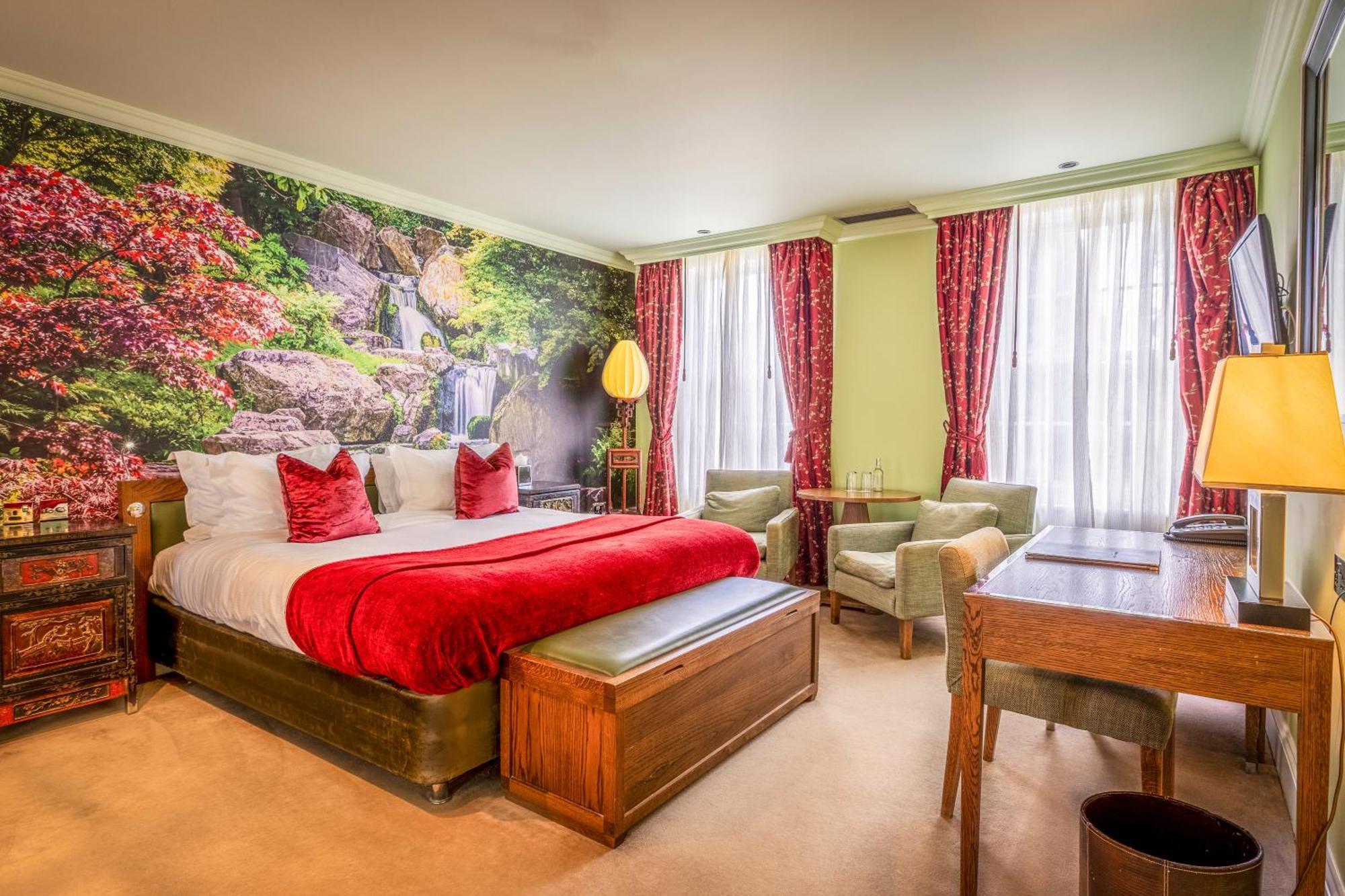 Luxury Double Room-Garden Wing