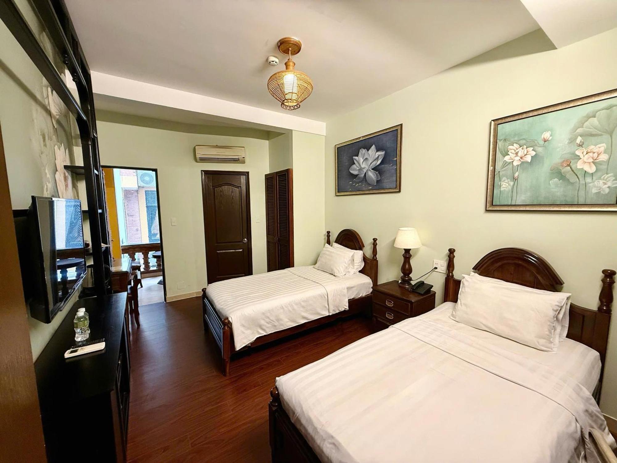 Deluxe Twin Room
