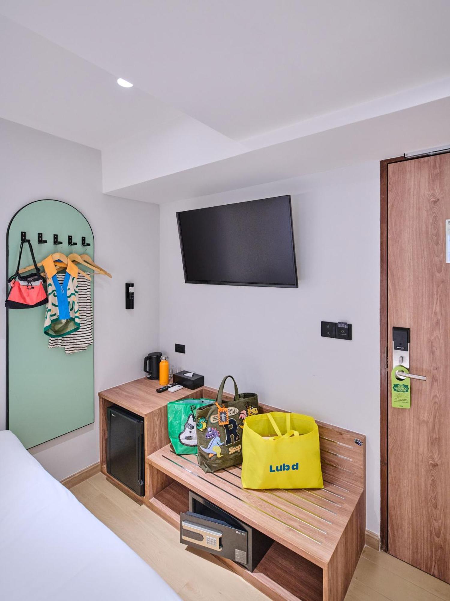 Superior King Room