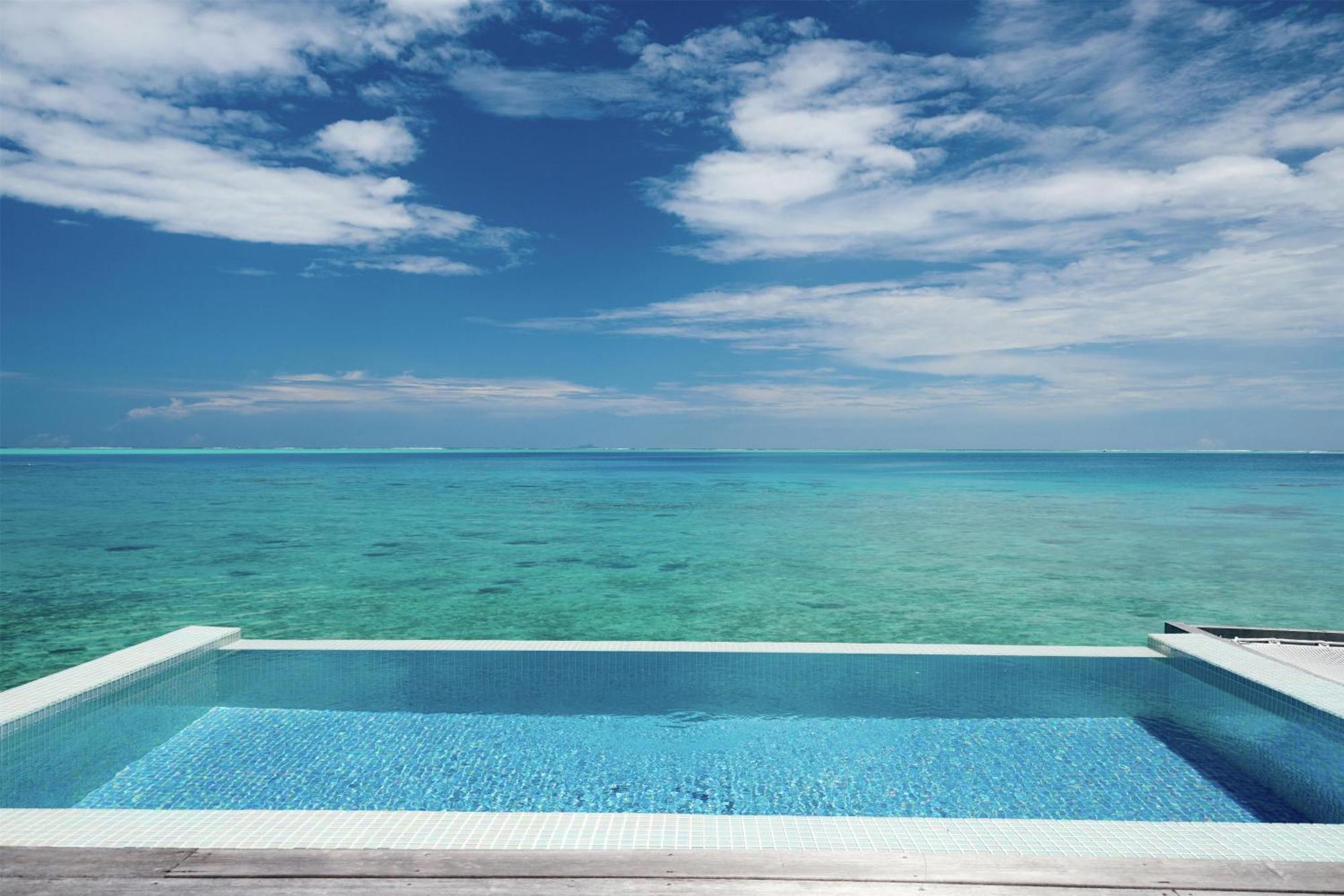 Villa boven het Water met Zwembad