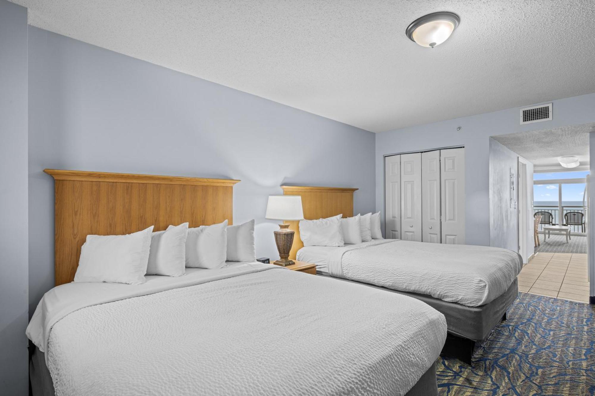 Oceanfront One Bedroom Suite