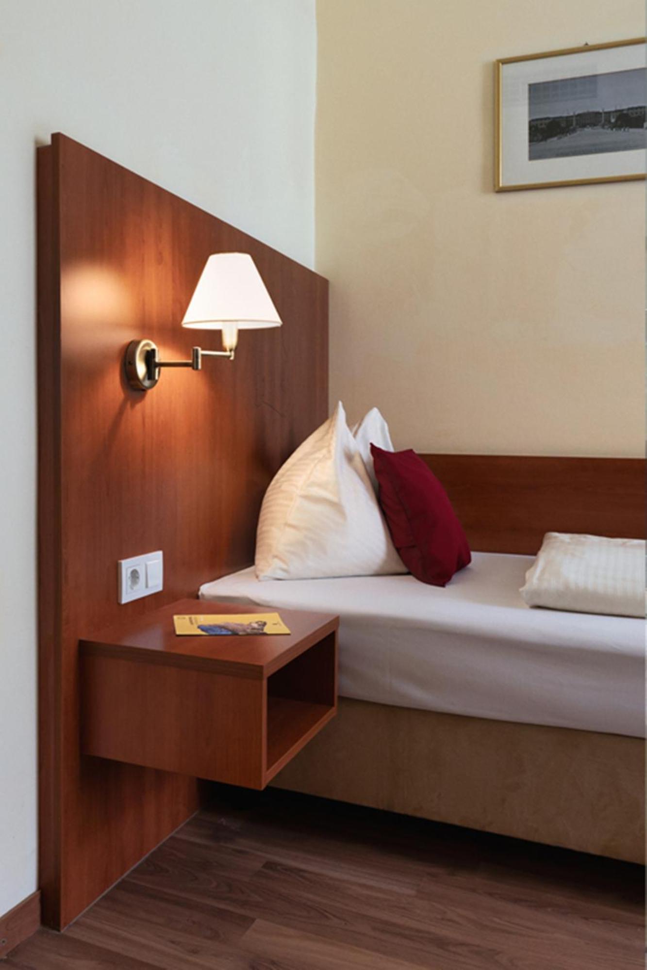 Basic Single Room