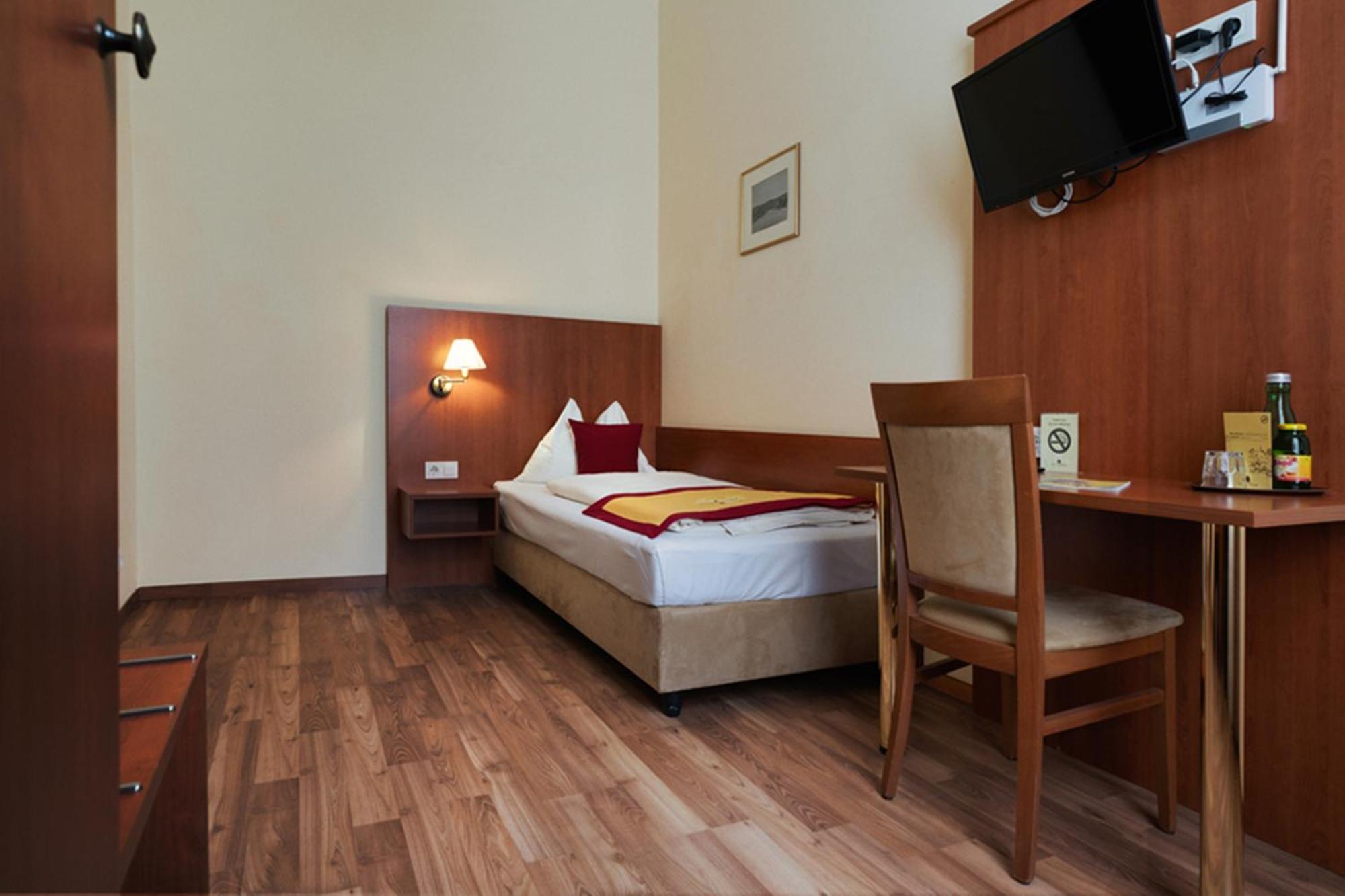 Basic Single Room