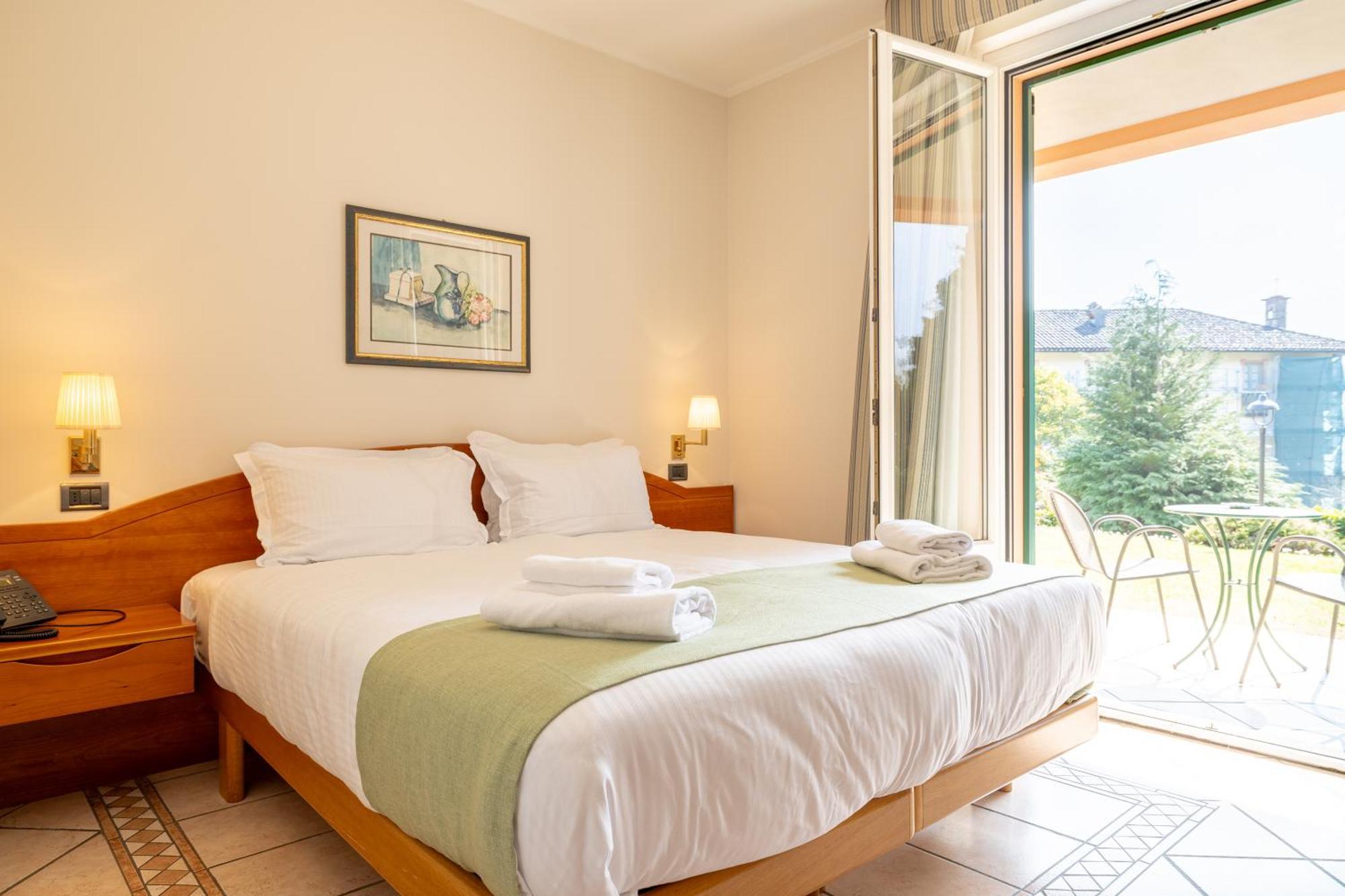 Doppelzimmer mit Patio