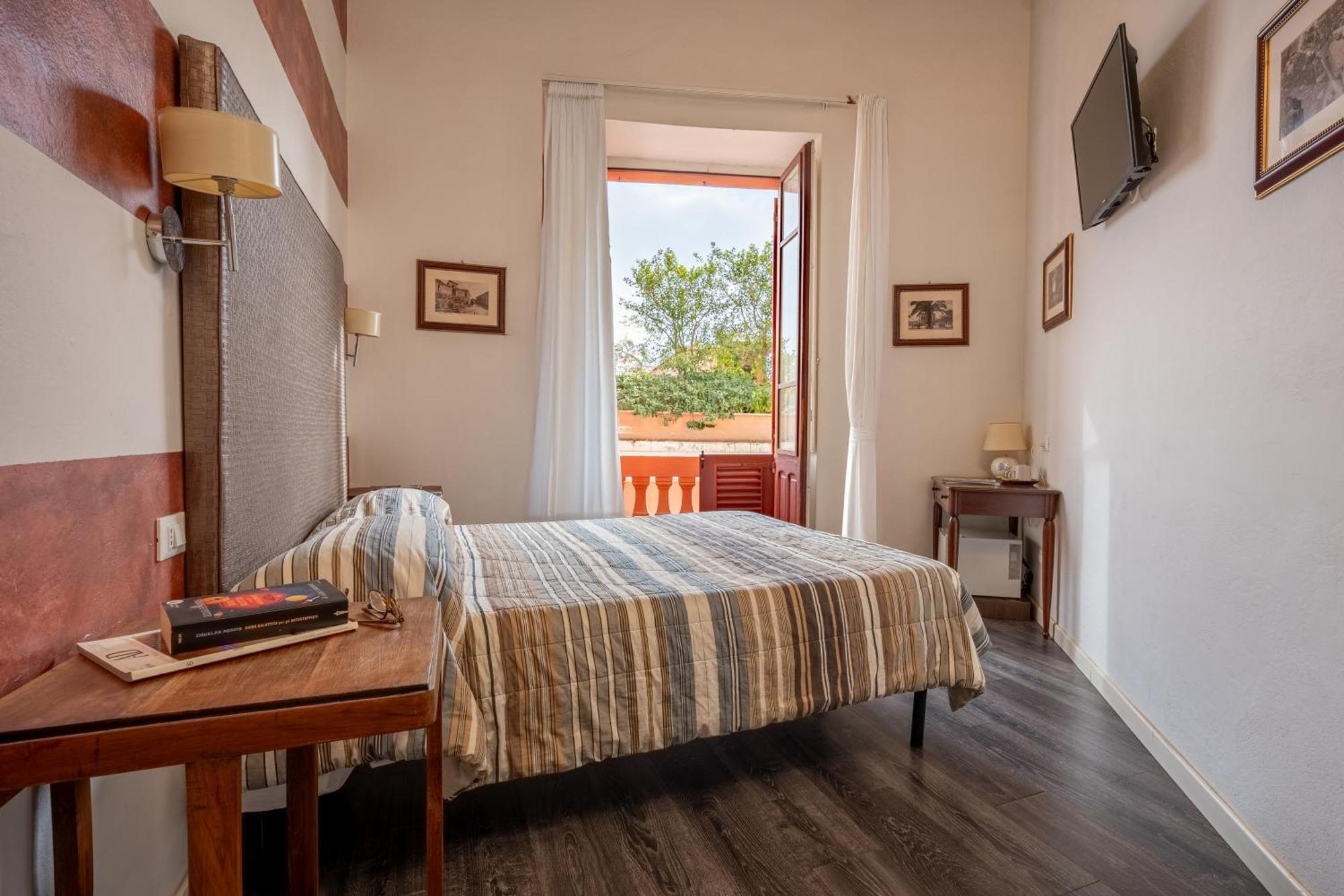 Double or Twin Room Balcony