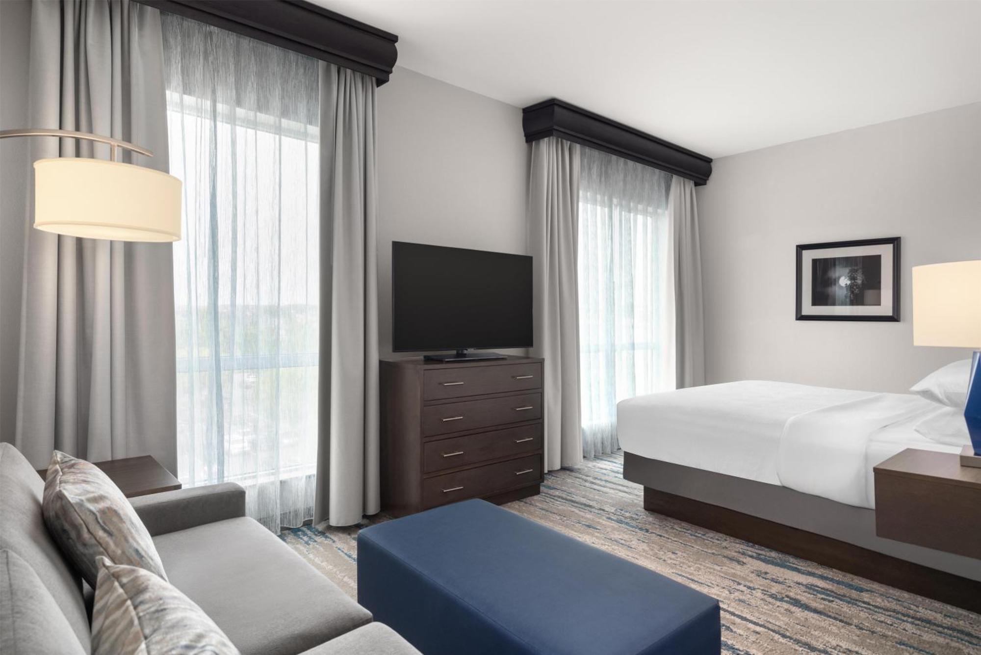 King Studio Suite