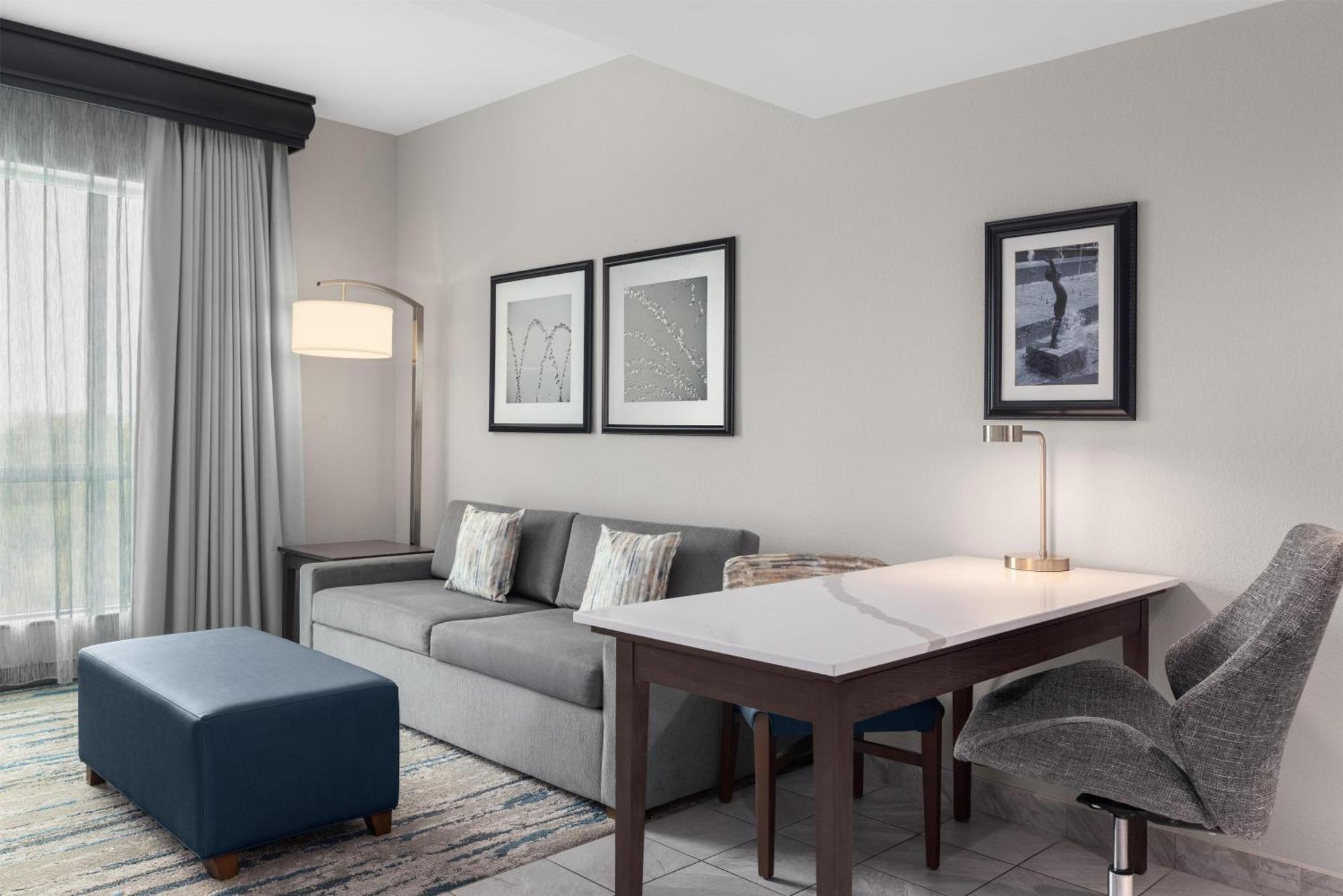 King Studio Suite