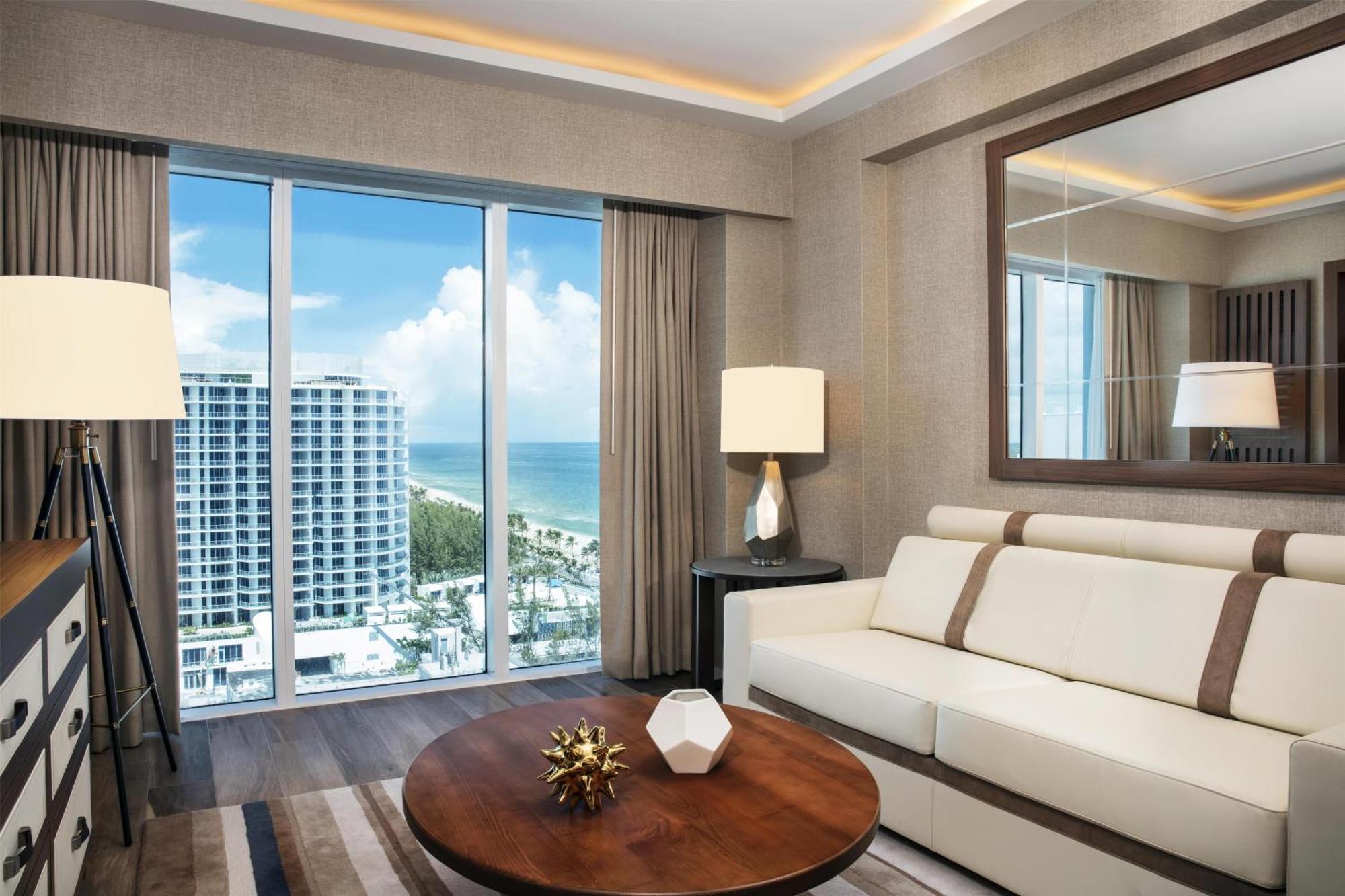 One-Bedroom Suite Partial Ocean View,1758449350:JPEG