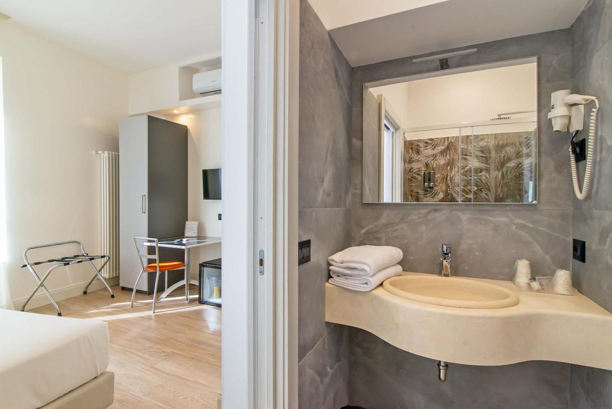 Double or Twin Room Annex