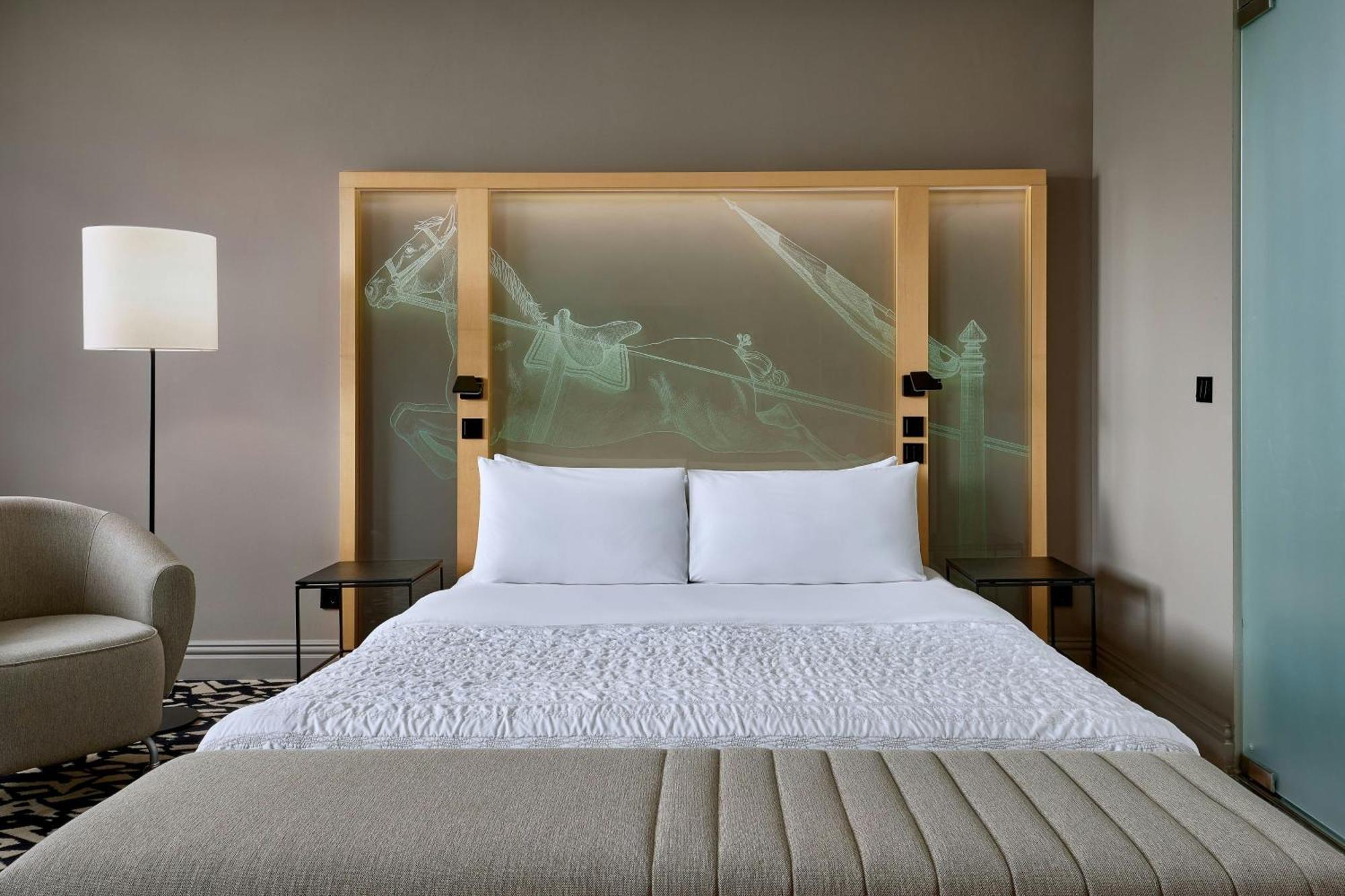 Deluxe Room Courtyard View