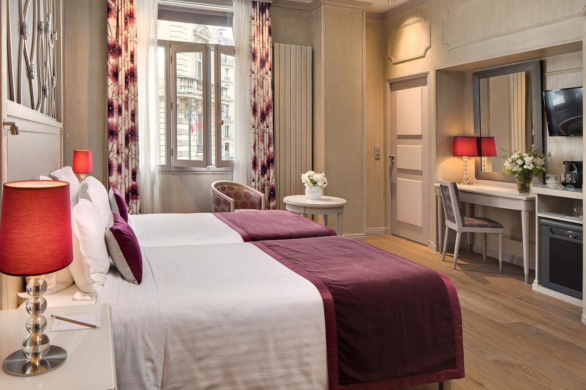 Deluxe Double or Twin Room