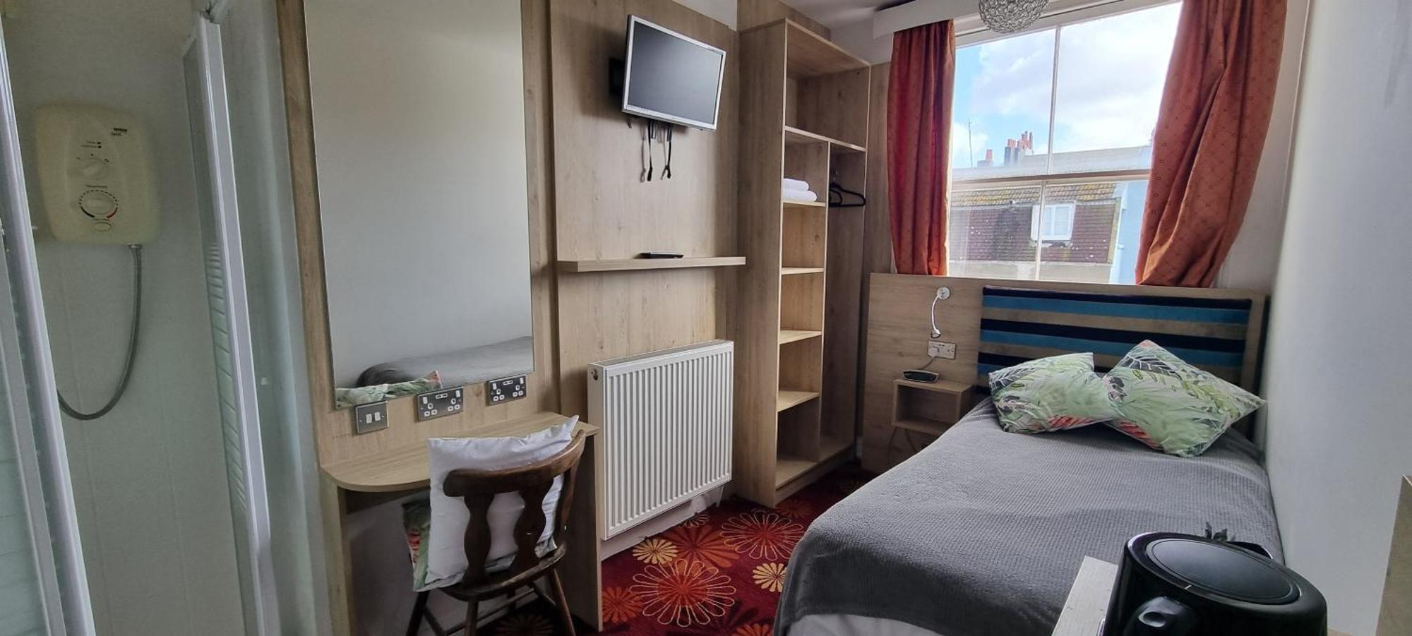 Budget Single Room