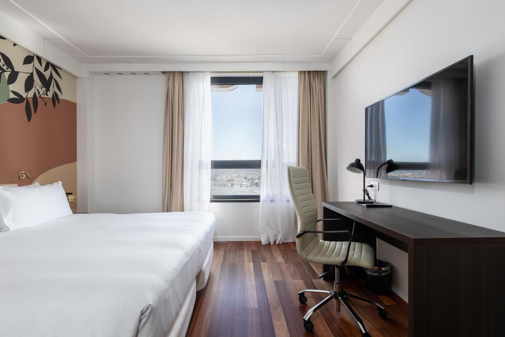 King Room Mobility Access