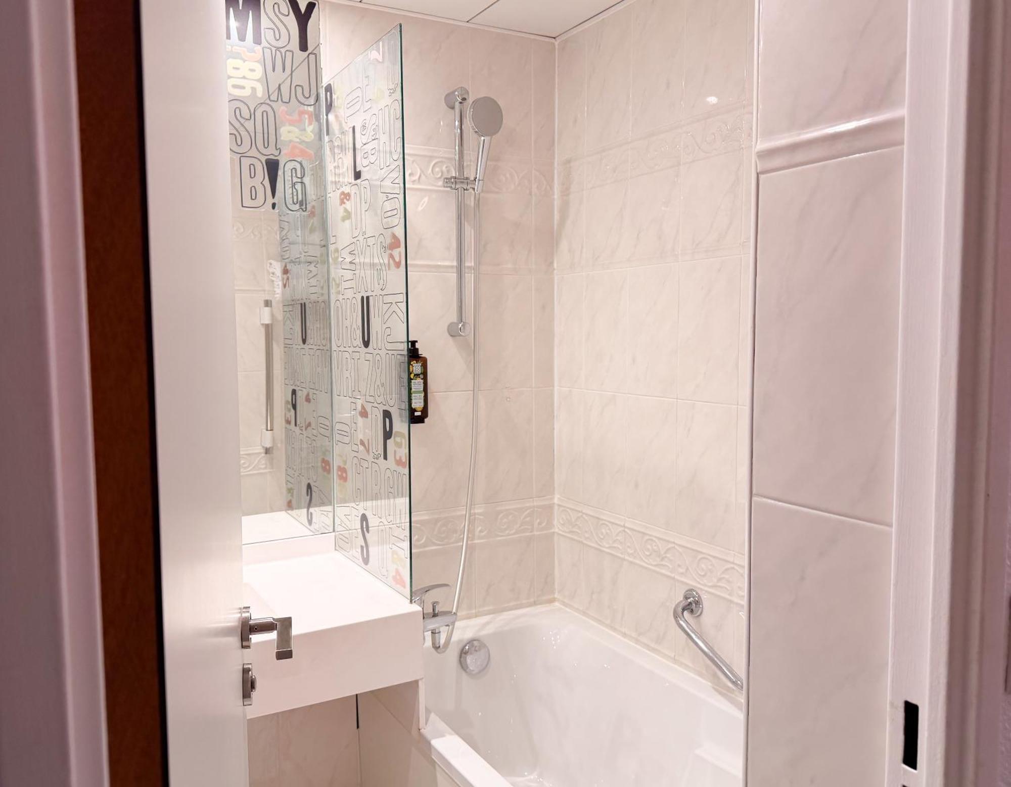 Standard Single Room,1758544694:JPEG