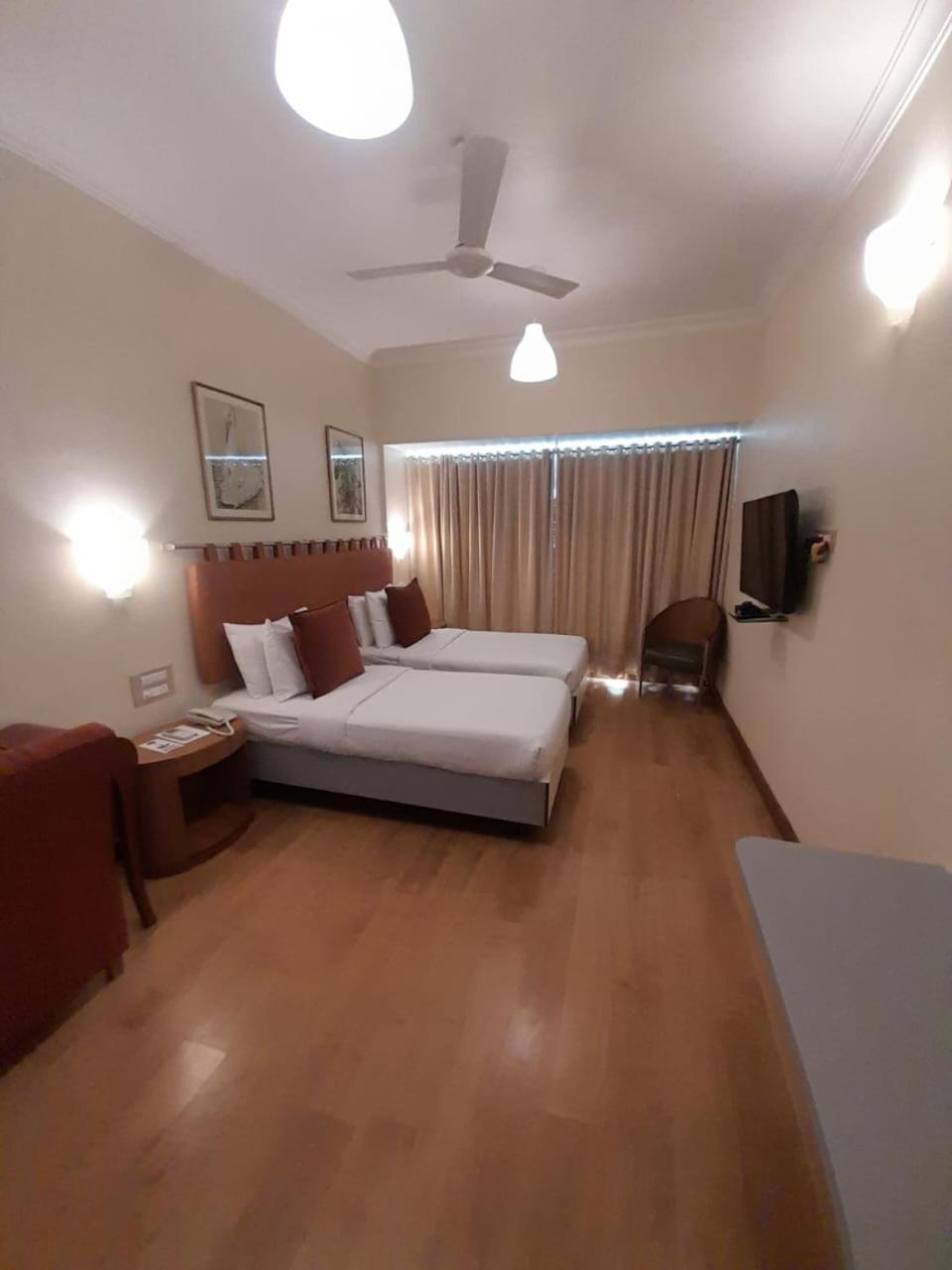 Deluxe Room,1758547444:JPEG
