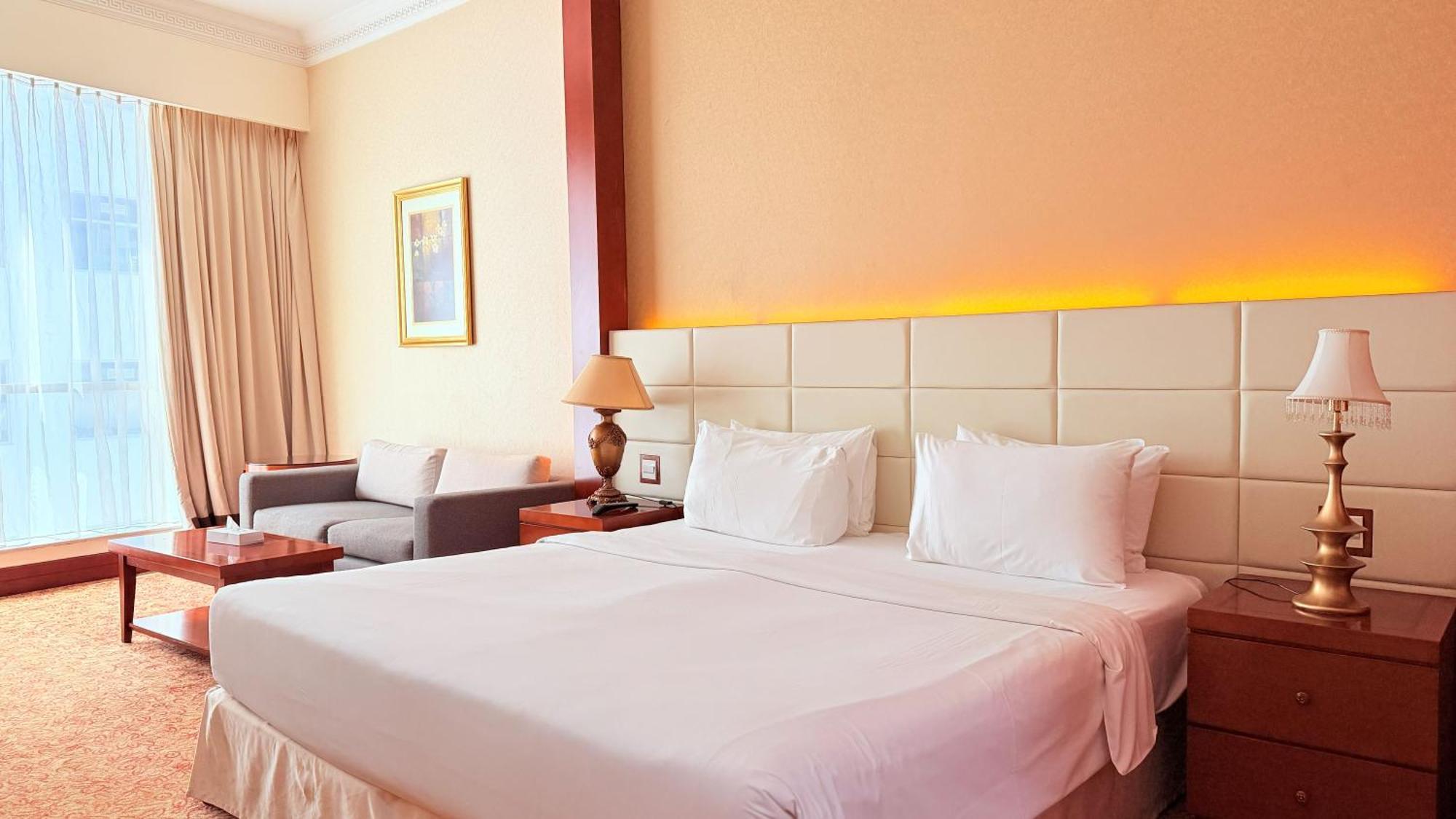 Deluxe King Room