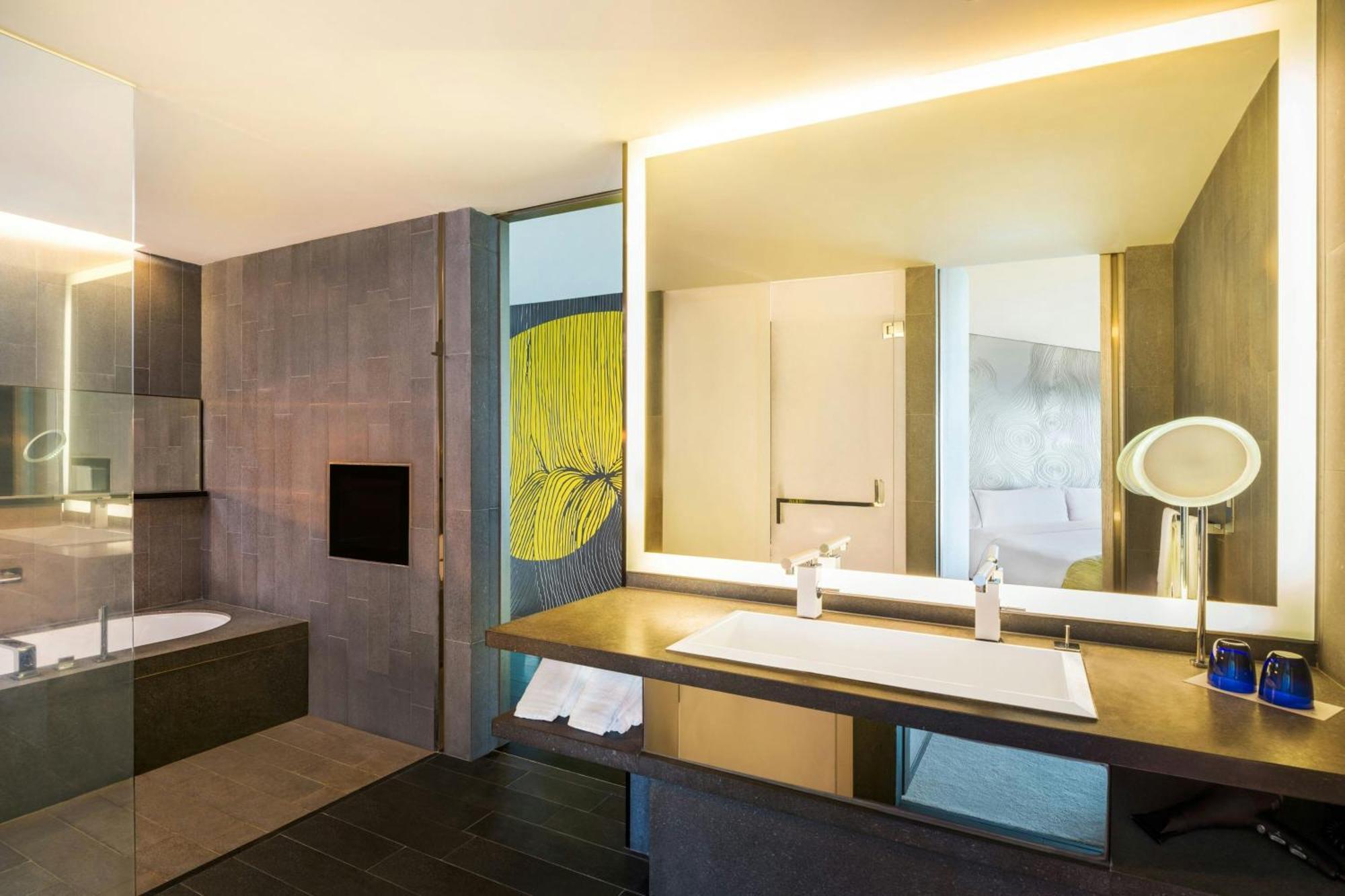 Fantastic King Suite Oceanfront View