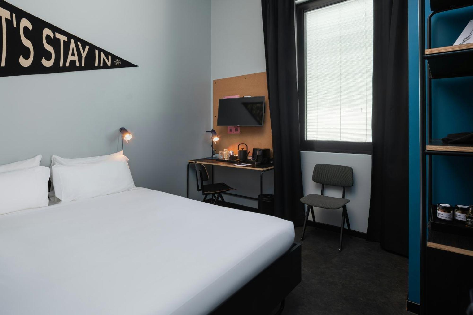 Chambre Lit Queen-Size Économique
