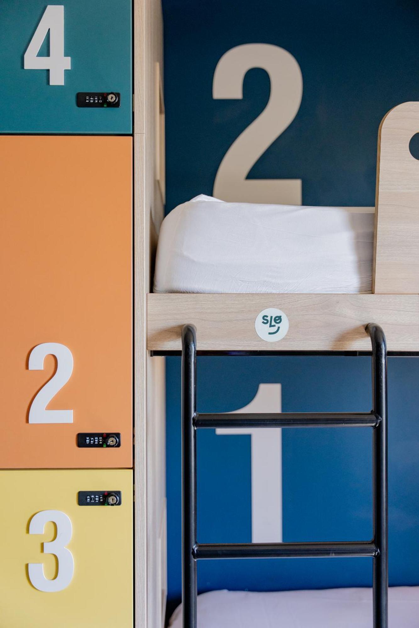 Bed 4-Bed Mixed Dormitory Room