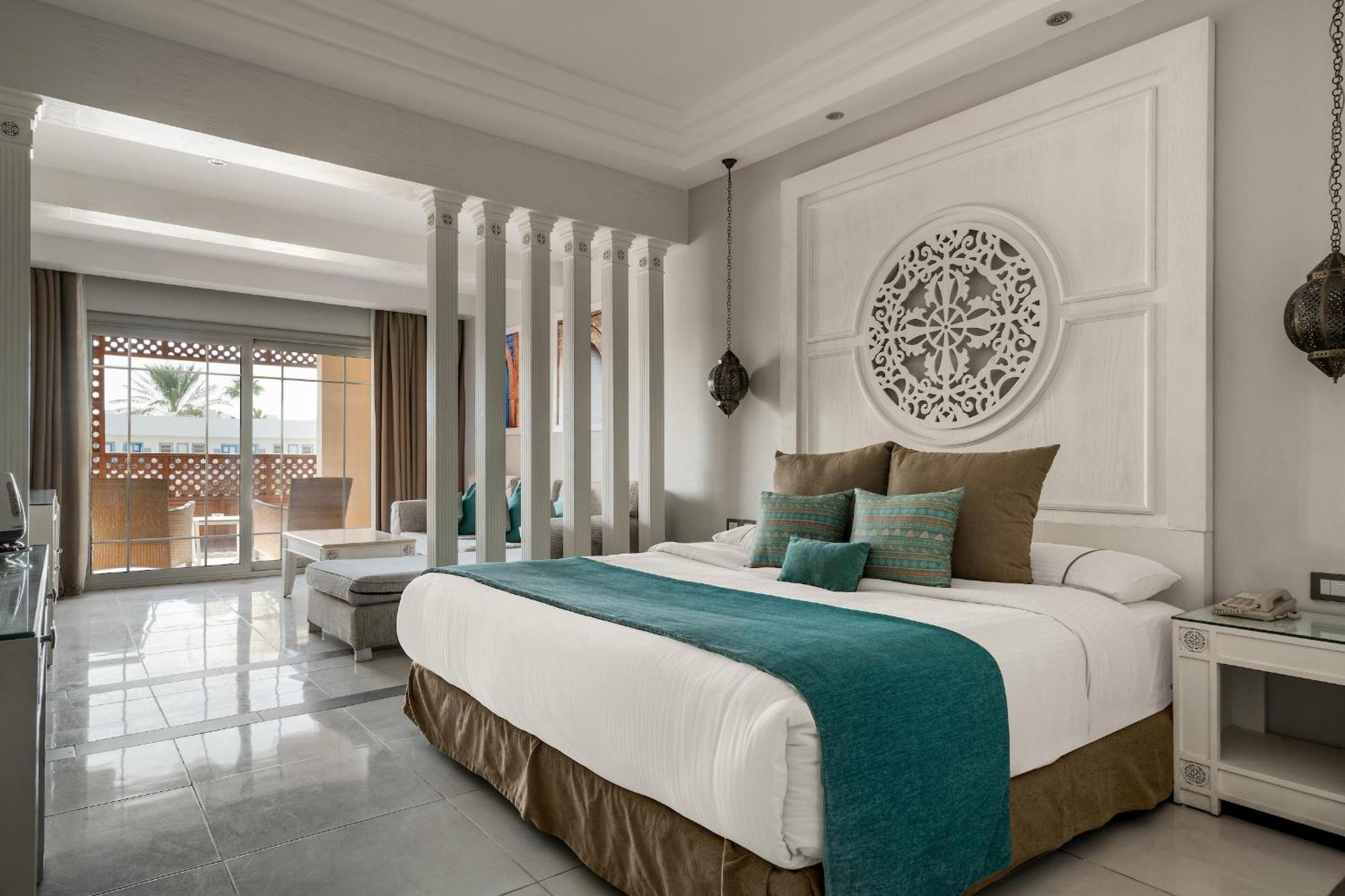 Junior Suite avec vue sur mer partielle