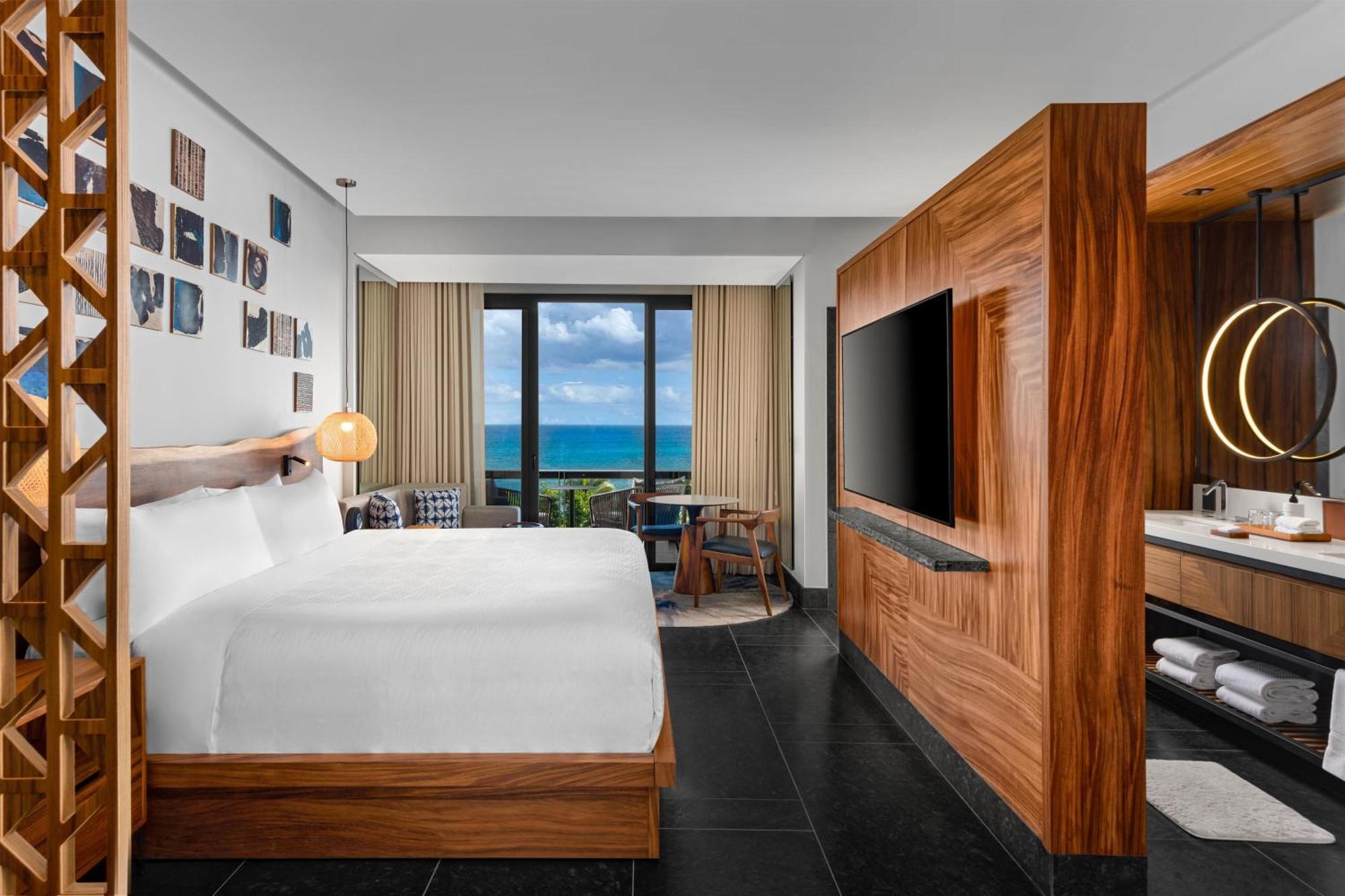 King Room Partial Ocean View