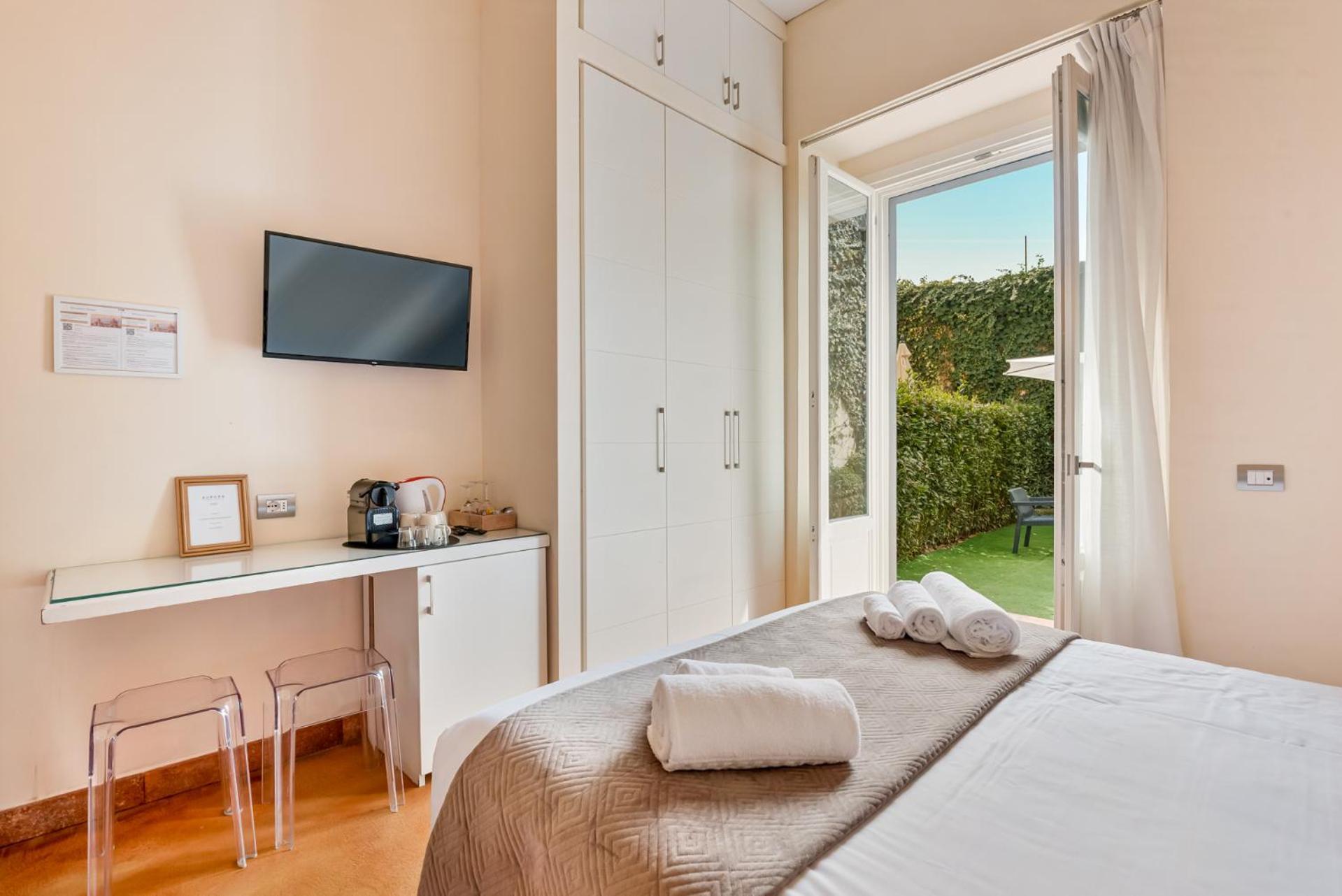 Deluxe Double Room with Garden View,1758955882:JPEG