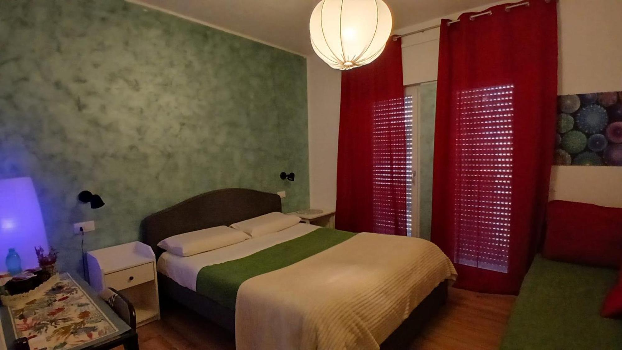 Double Room Private Bathroom