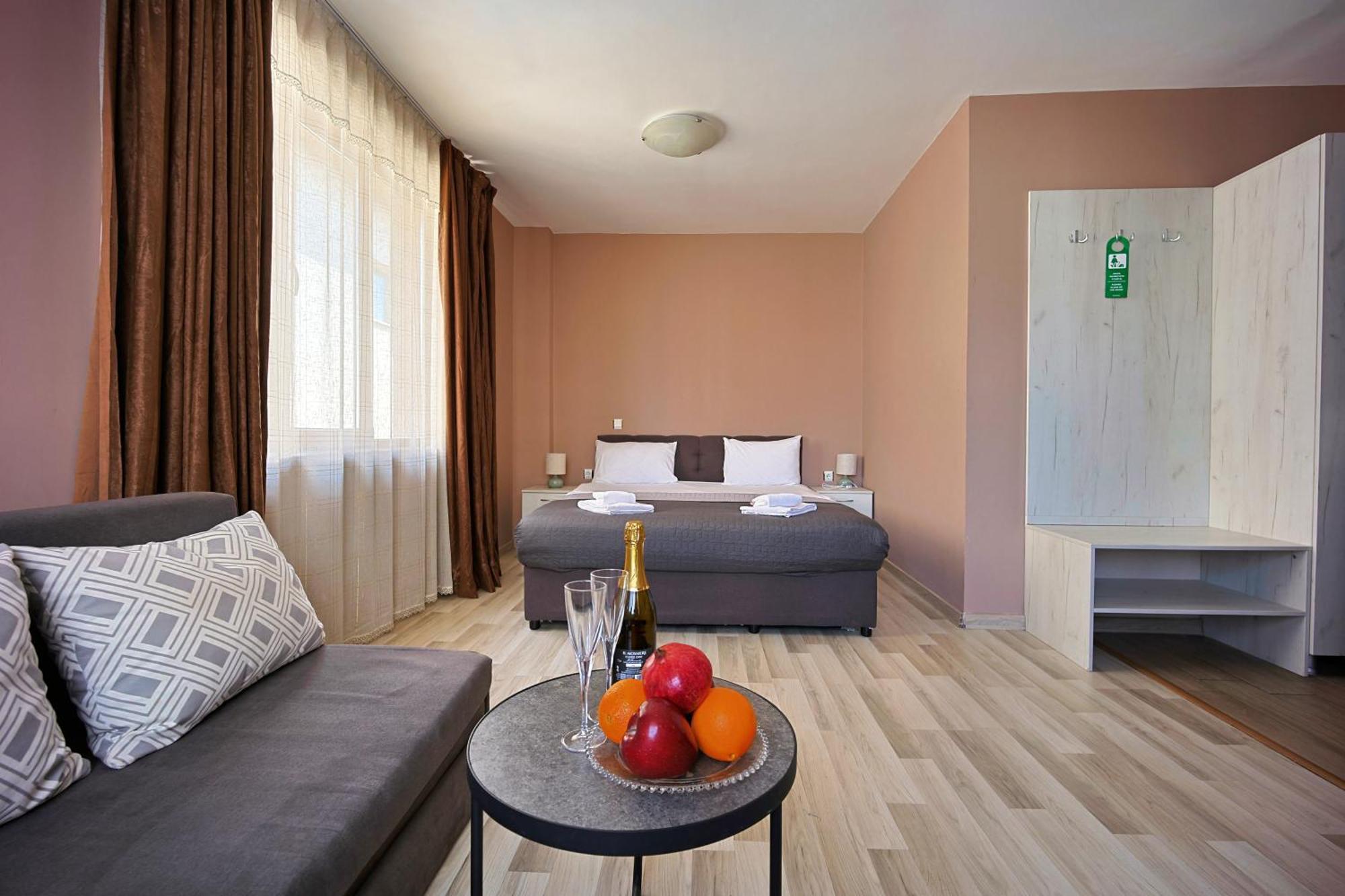 Superior Queen Room