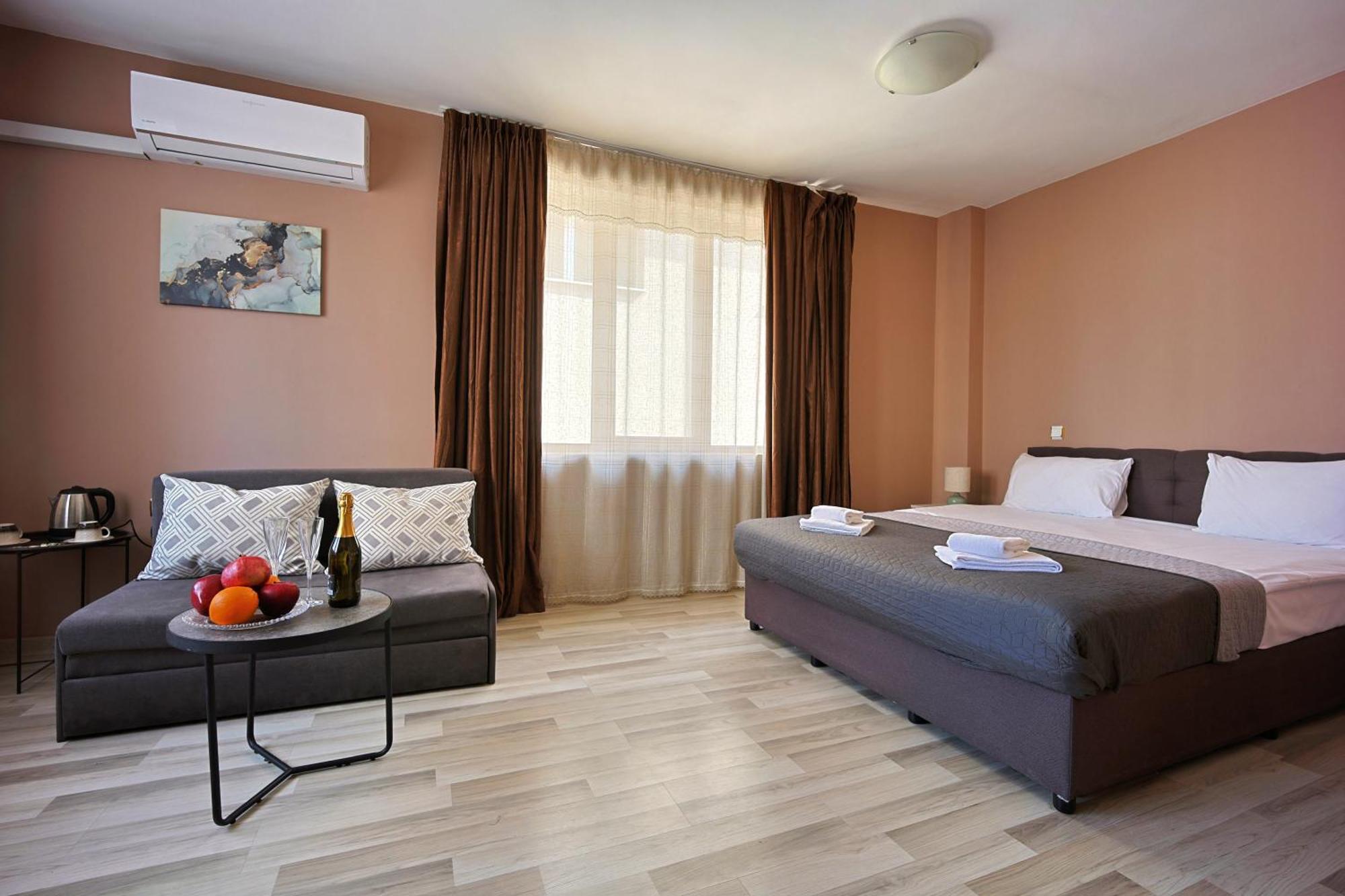 Superior Queen Room
