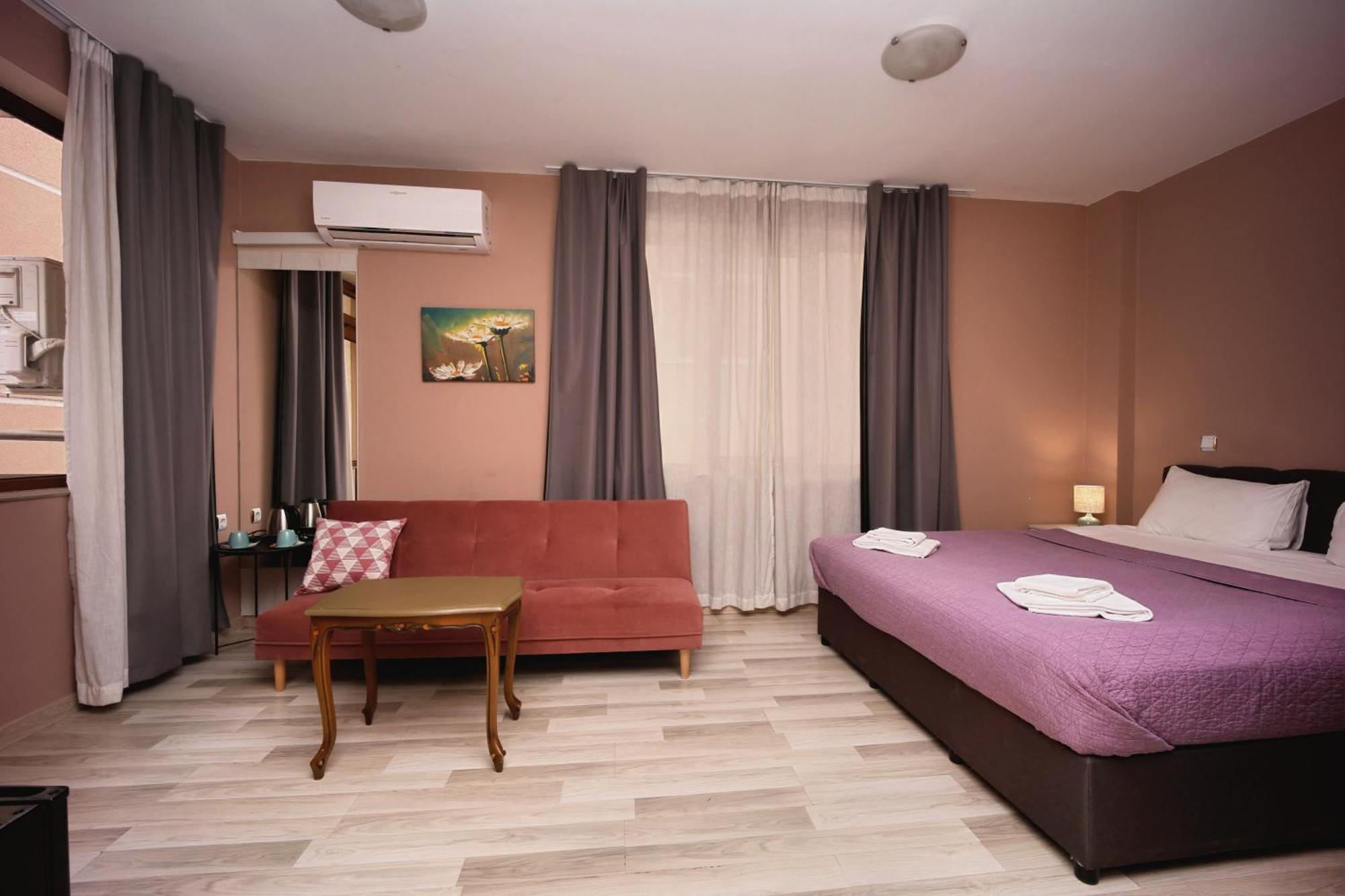 Superior Queen Room
