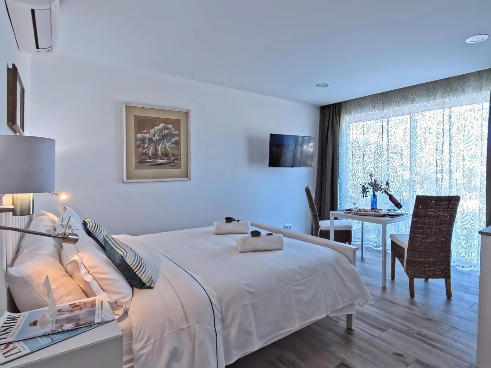 Luxury Studio