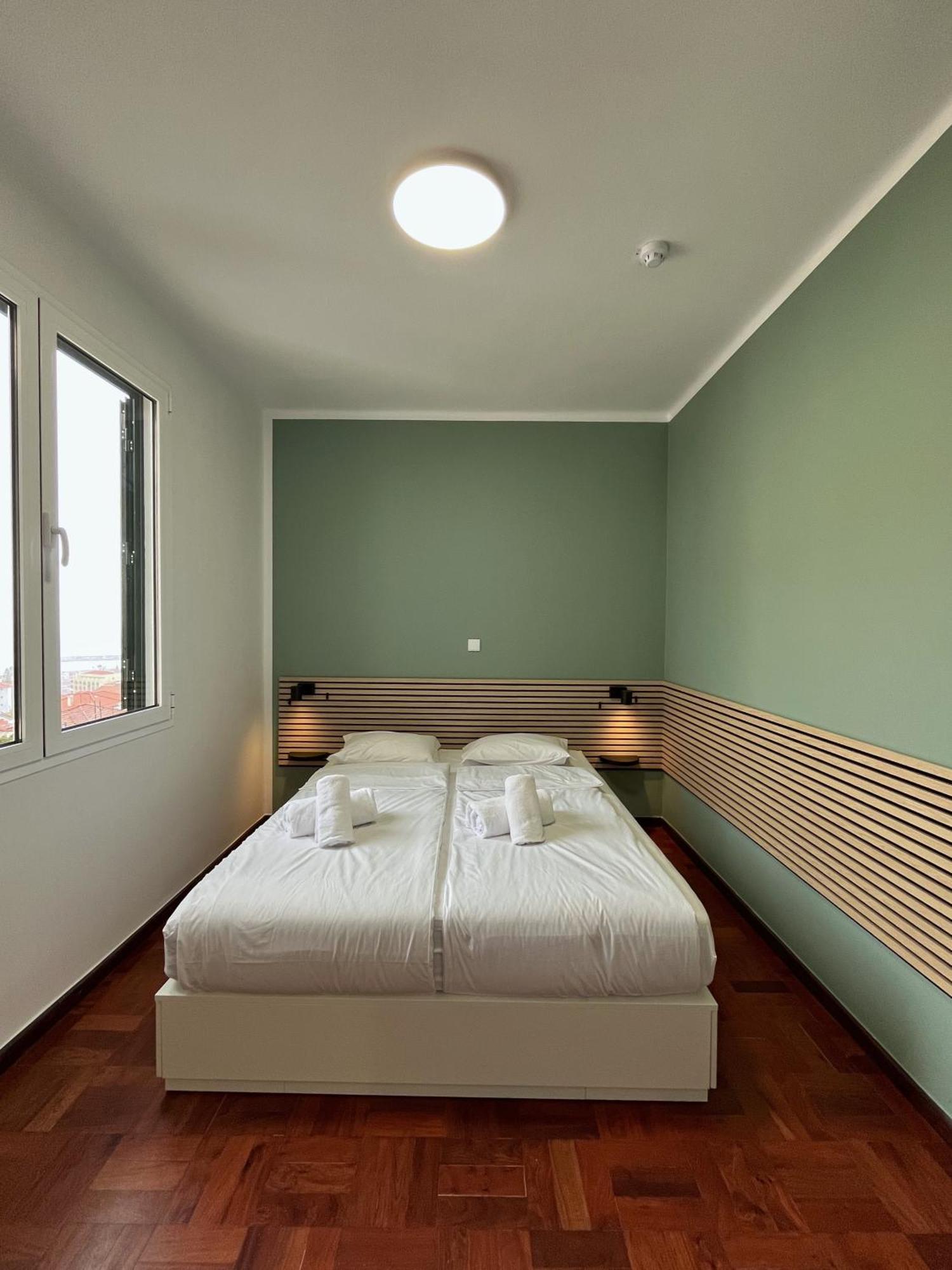 Quarto Familiar com Casa de Banho Privativa