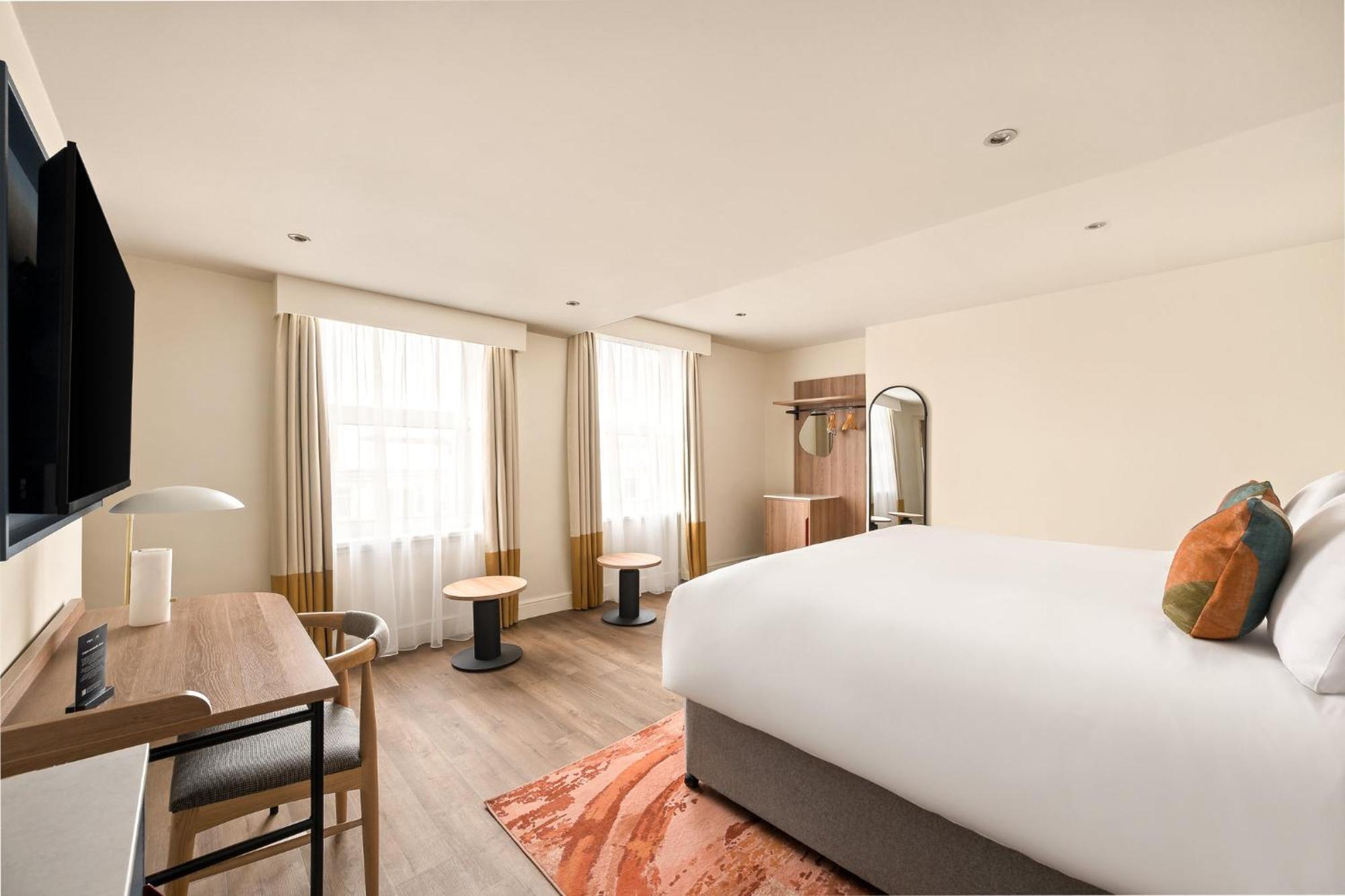 Standard King Room