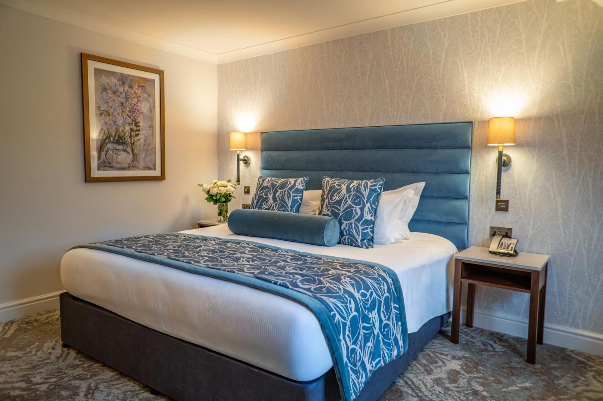 Double Room,1765157946:JPEG