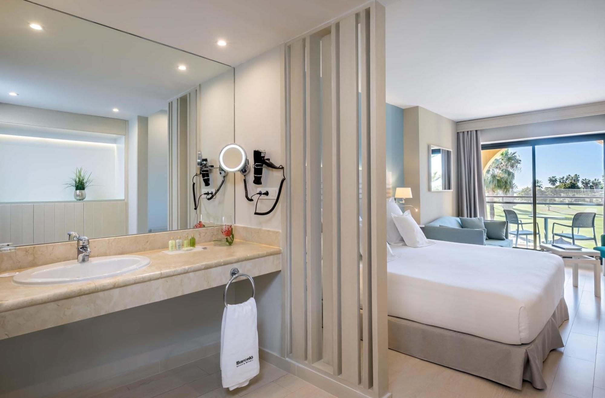 Superior Triple Room Terrace